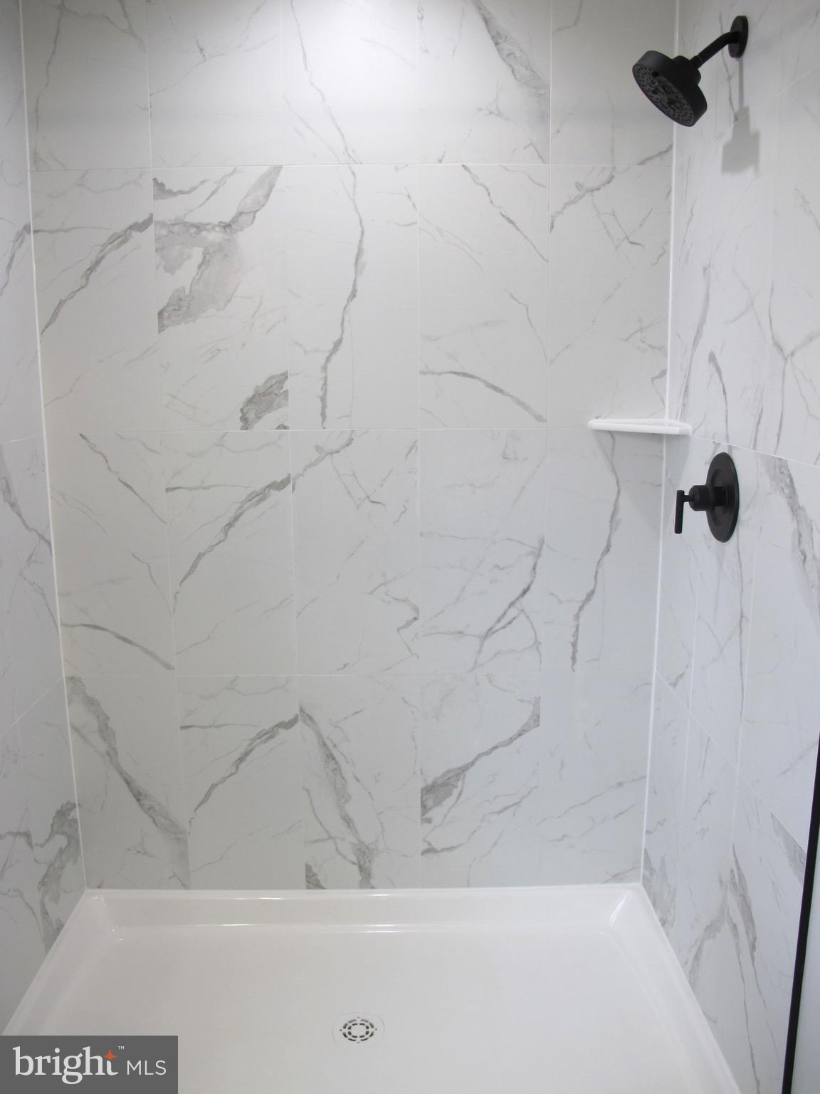 WESTMORELAND SHORES - Residential