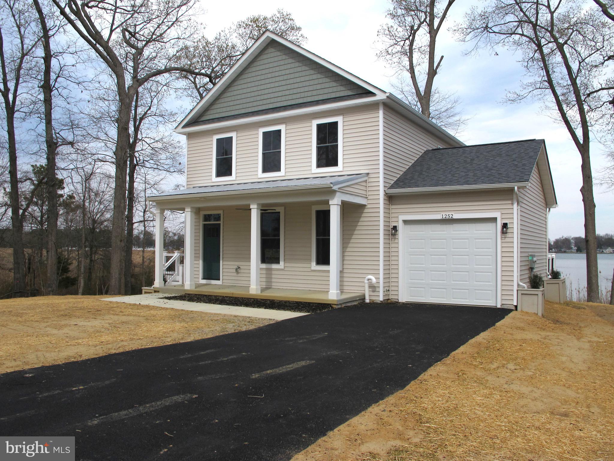 WESTMORELAND SHORES - Residential