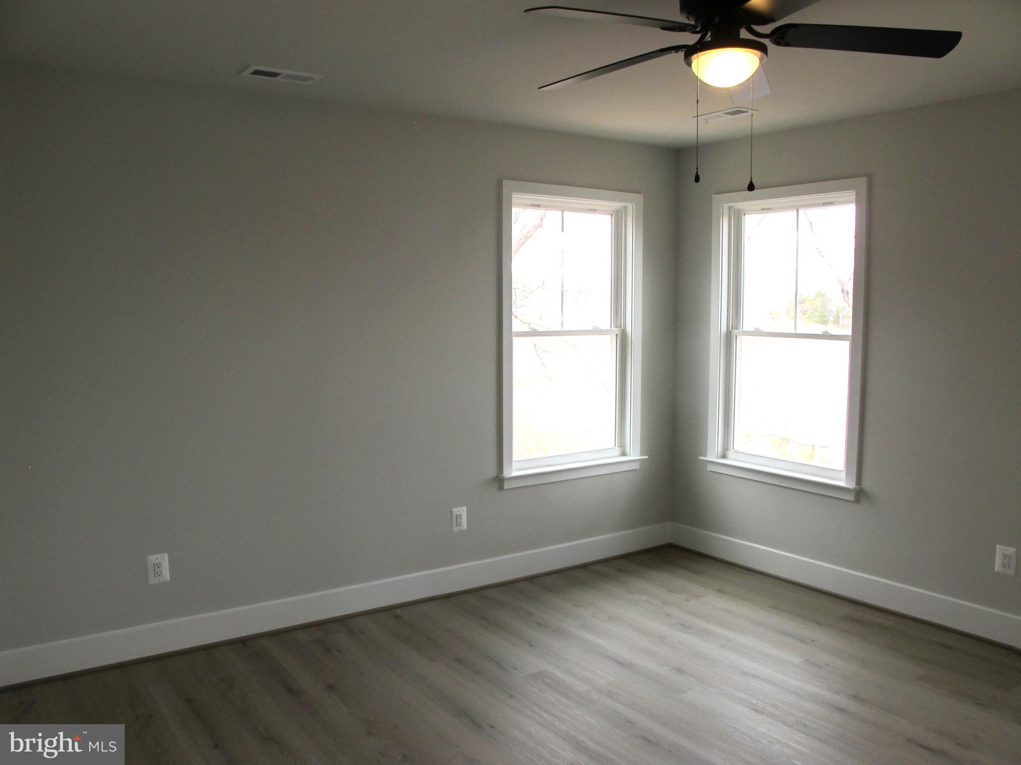 WESTMORELAND SHORES - Residential