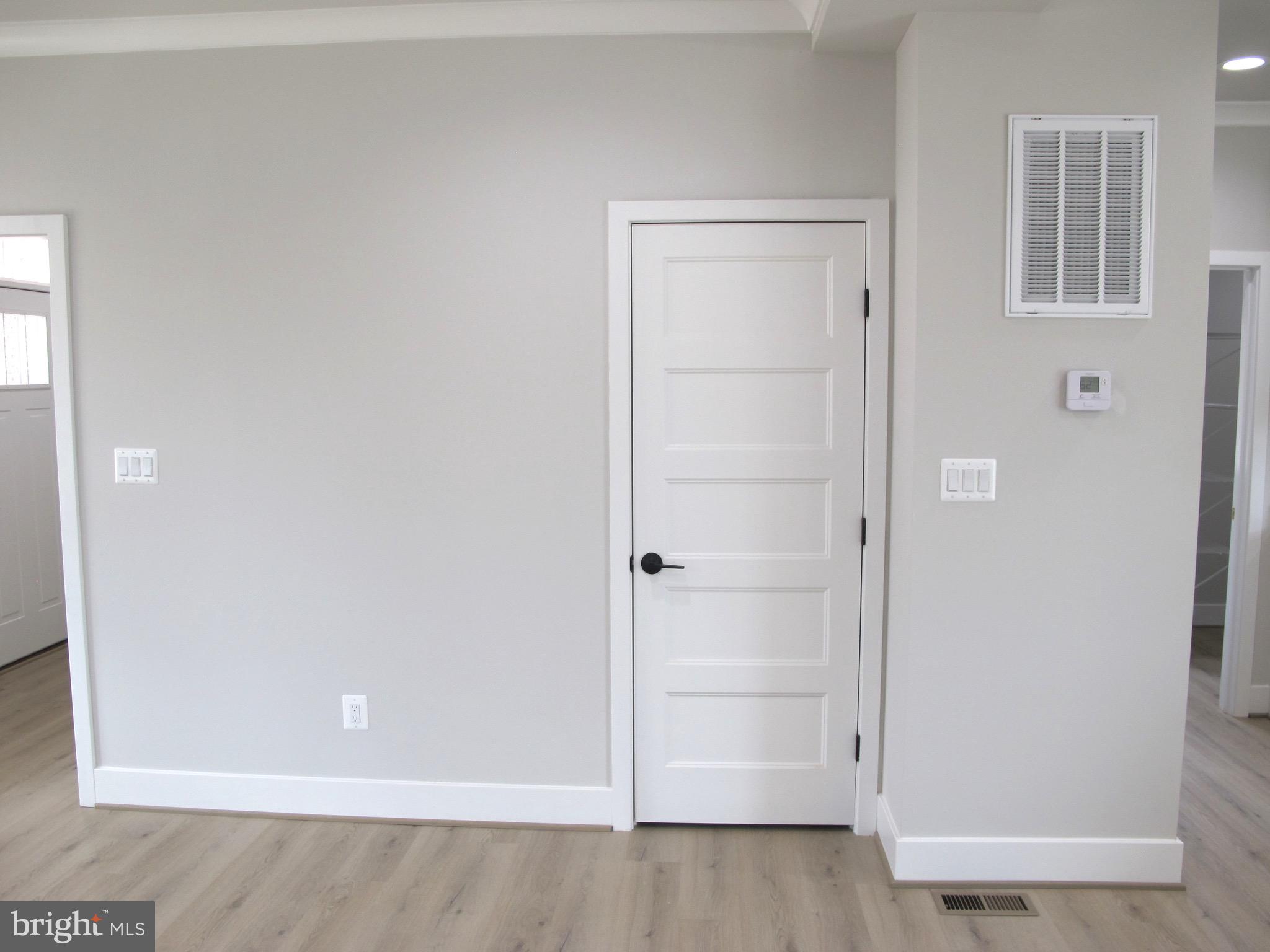 WESTMORELAND SHORES - Residential