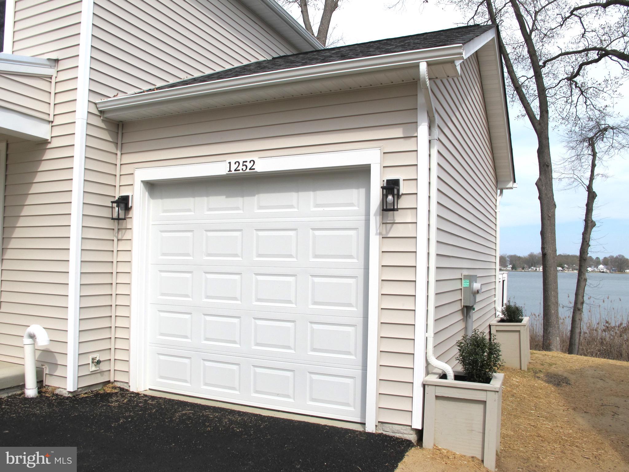 WESTMORELAND SHORES - Residential