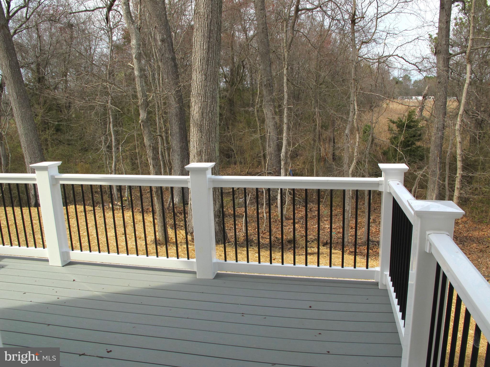 WESTMORELAND SHORES - Residential