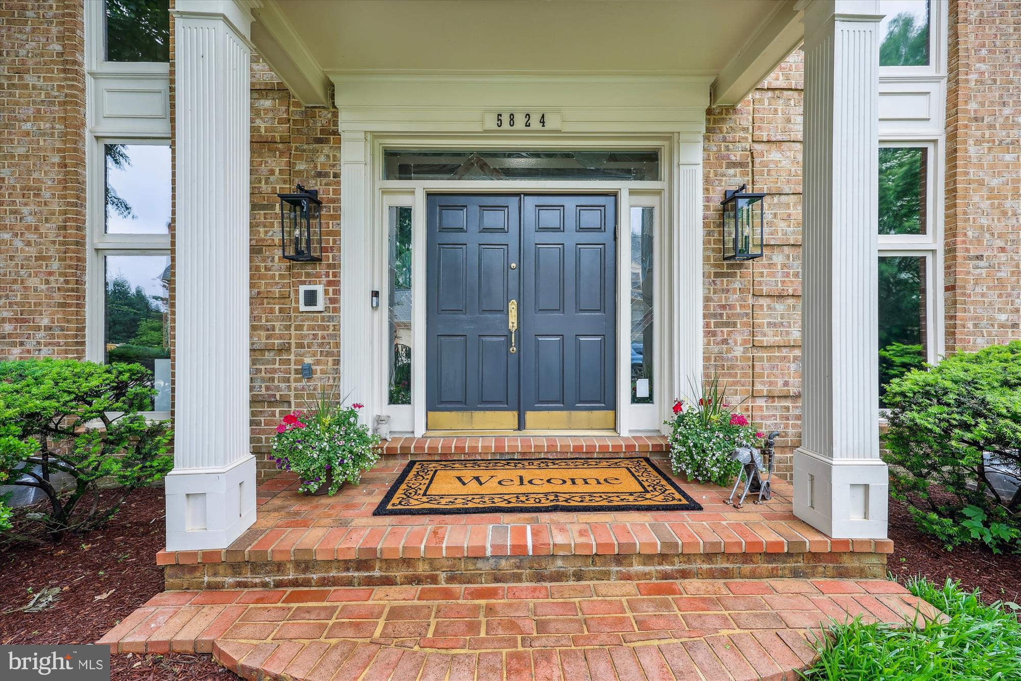 5824 MOSSROCK DRIVE