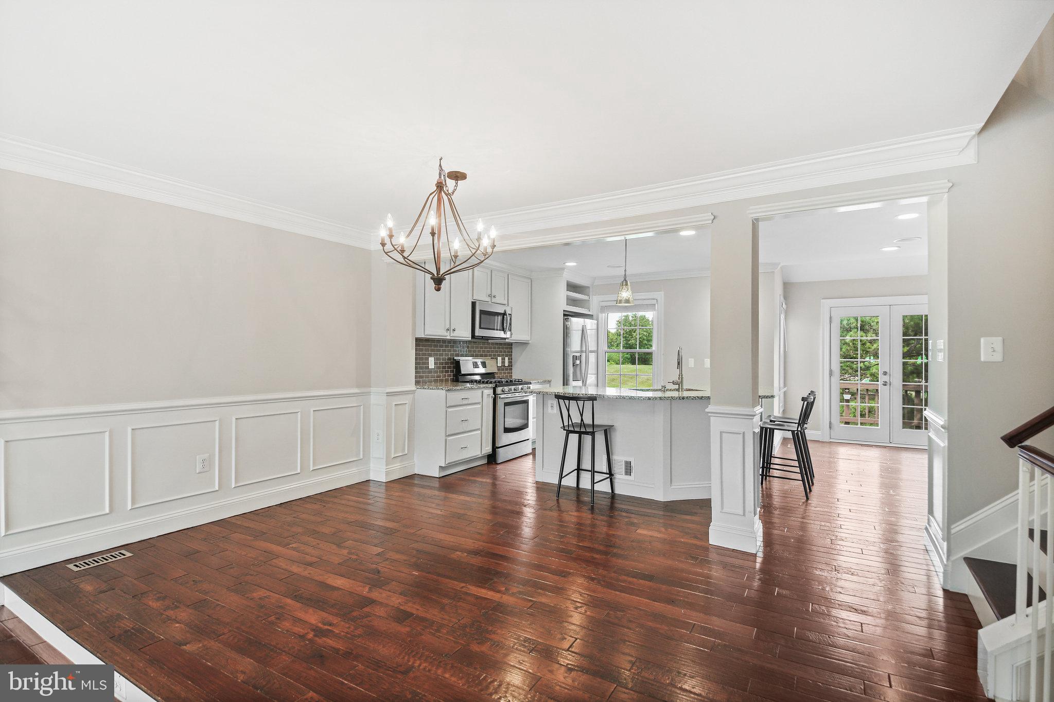 ASHBURN VILLAGE - Residential