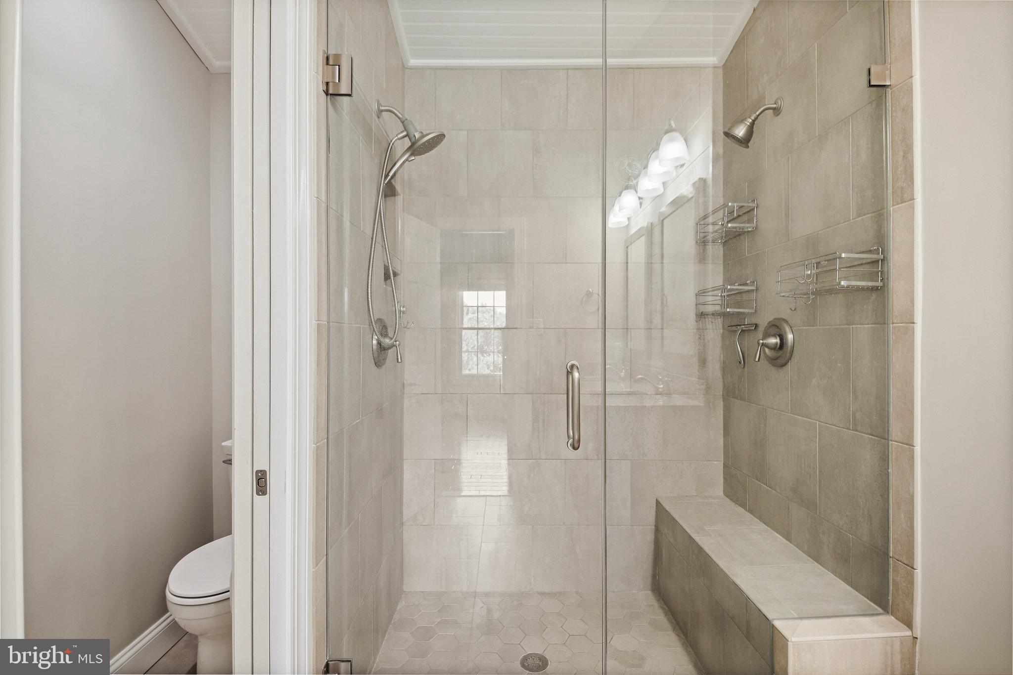 ASHBURN VILLAGE - Residential