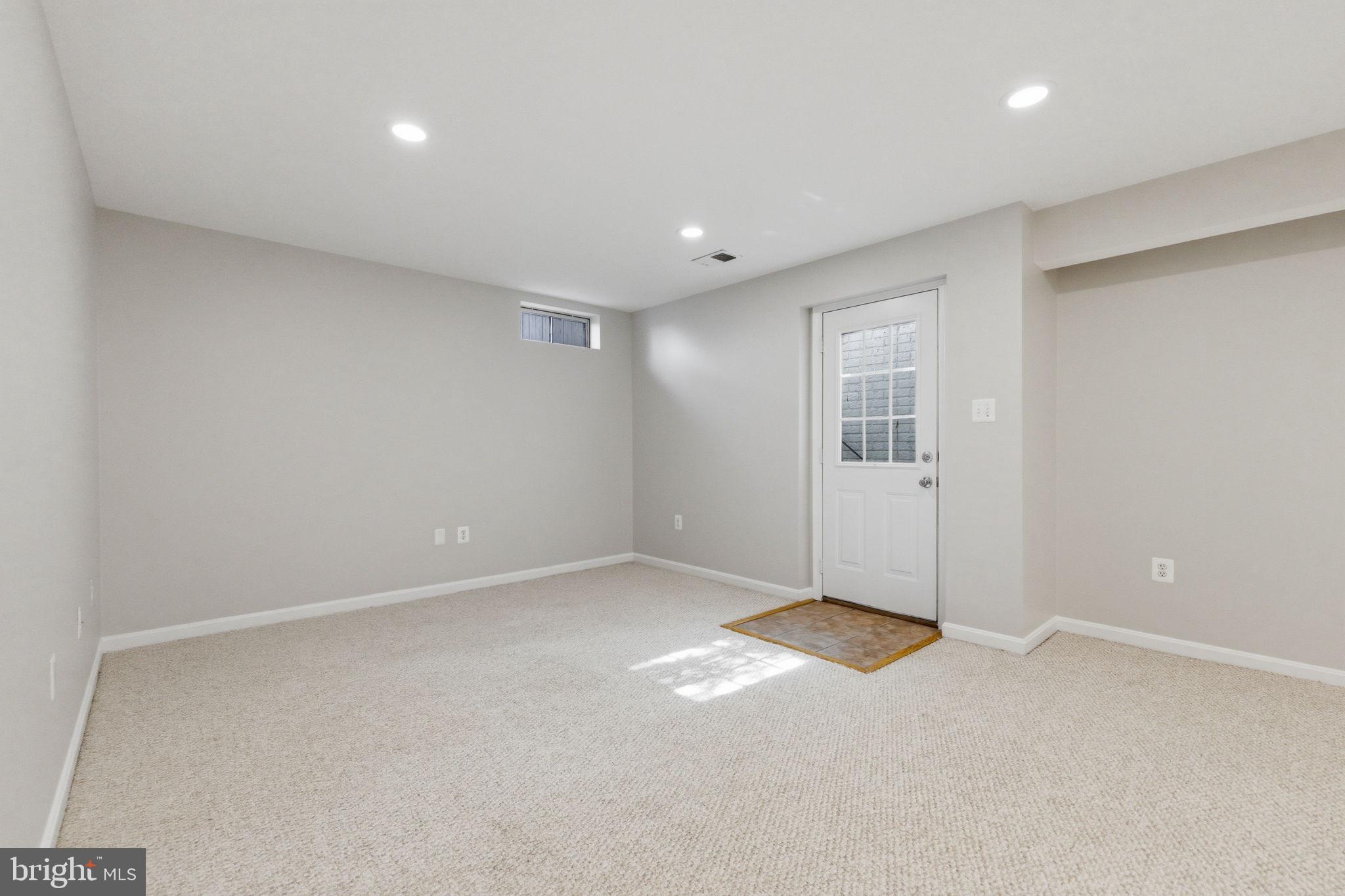 THE VILLAGES AT SAYBROOKE - Residential