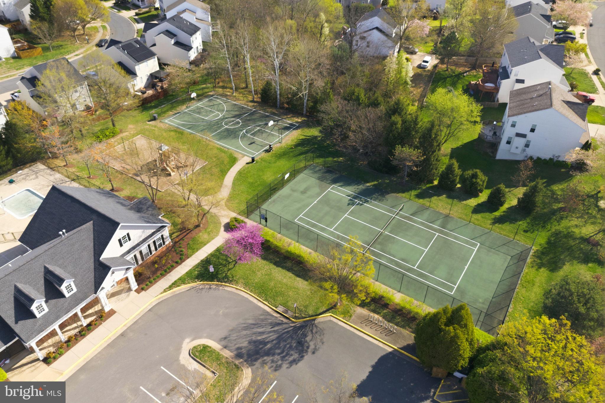 THE VILLAGES AT SAYBROOKE - Residential