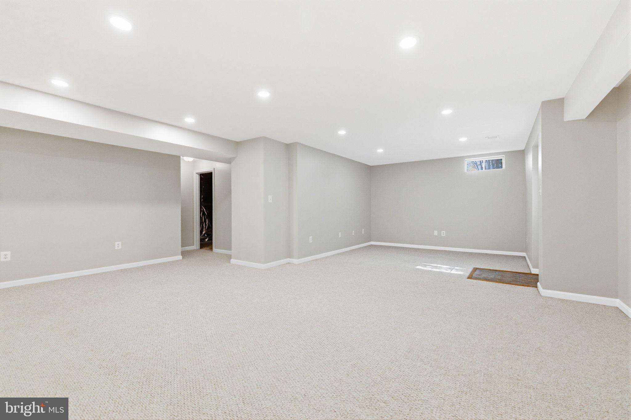 THE VILLAGES AT SAYBROOKE - Residential