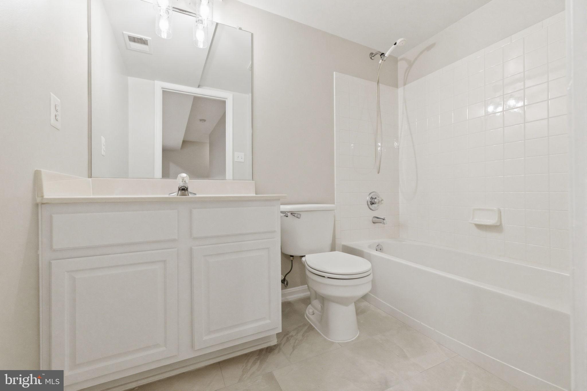 THE VILLAGES AT SAYBROOKE - Residential