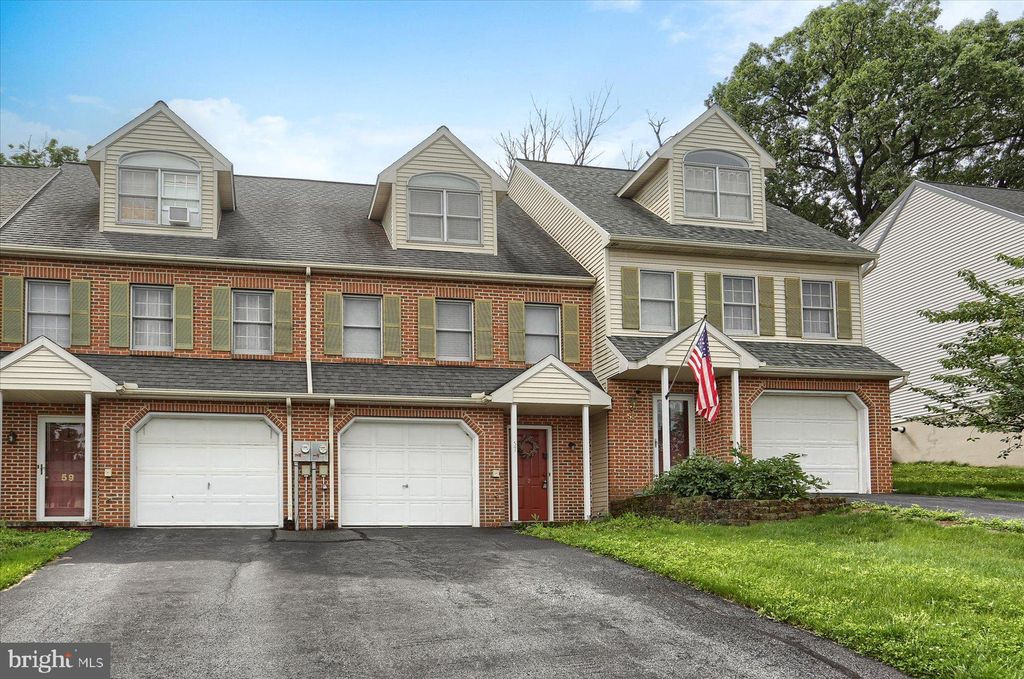 Photo of 57 Ironstone Drive, ELIZABETHTOWN, PA 17022 (MLS # PALA2070332)