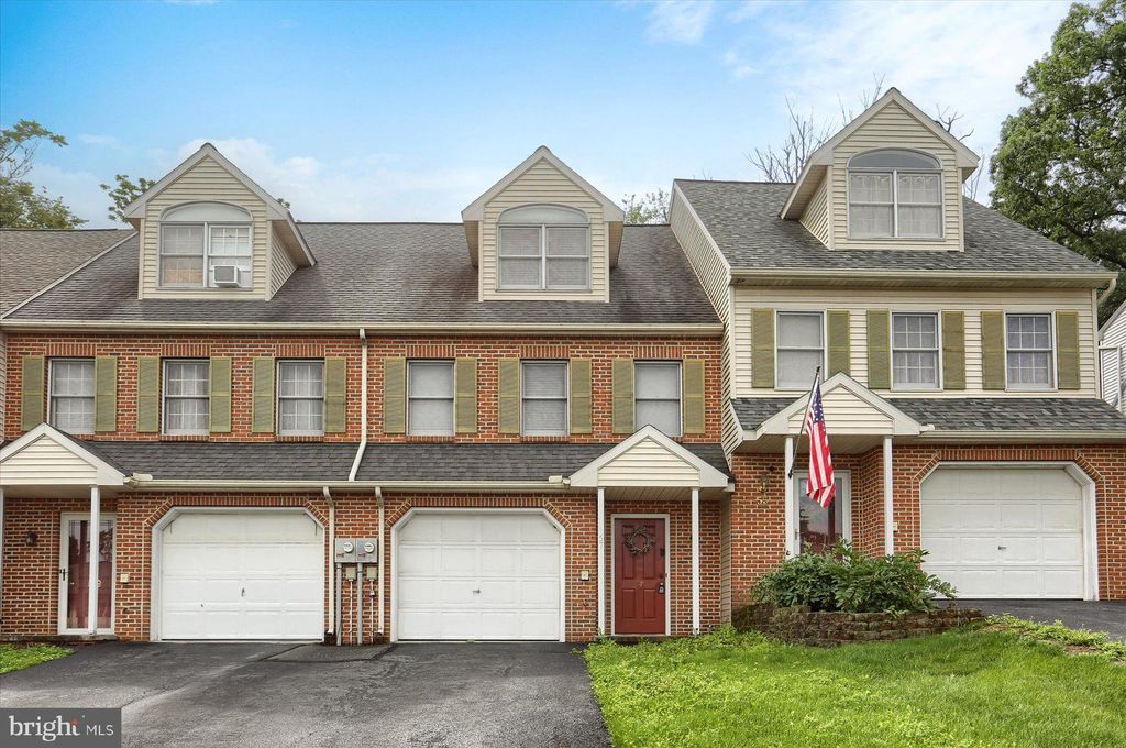 Photo of 57 Ironstone Drive, ELIZABETHTOWN, PA 17022 (MLS # PALA2070332)