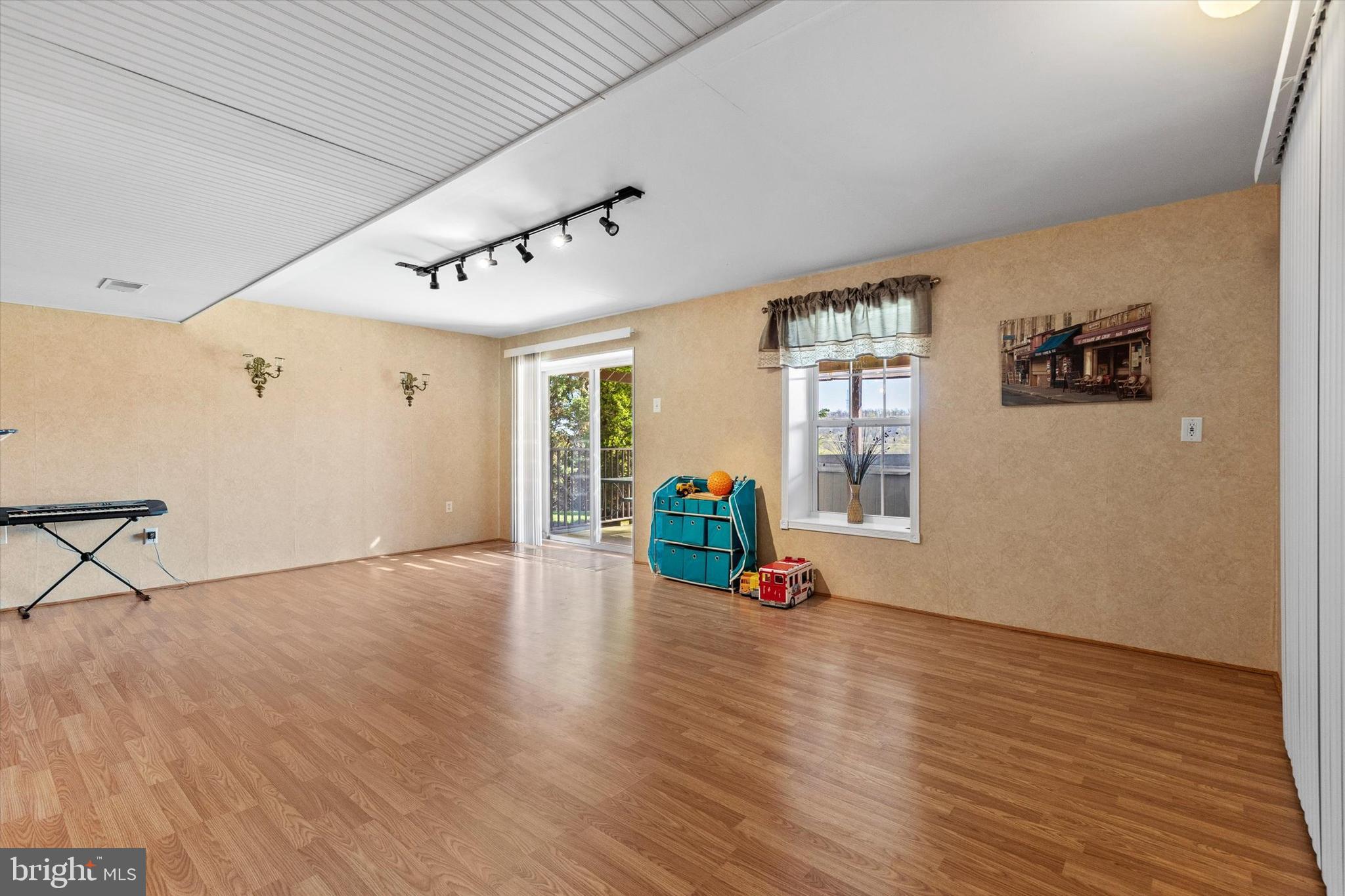 BRIARCLIFF - Residential