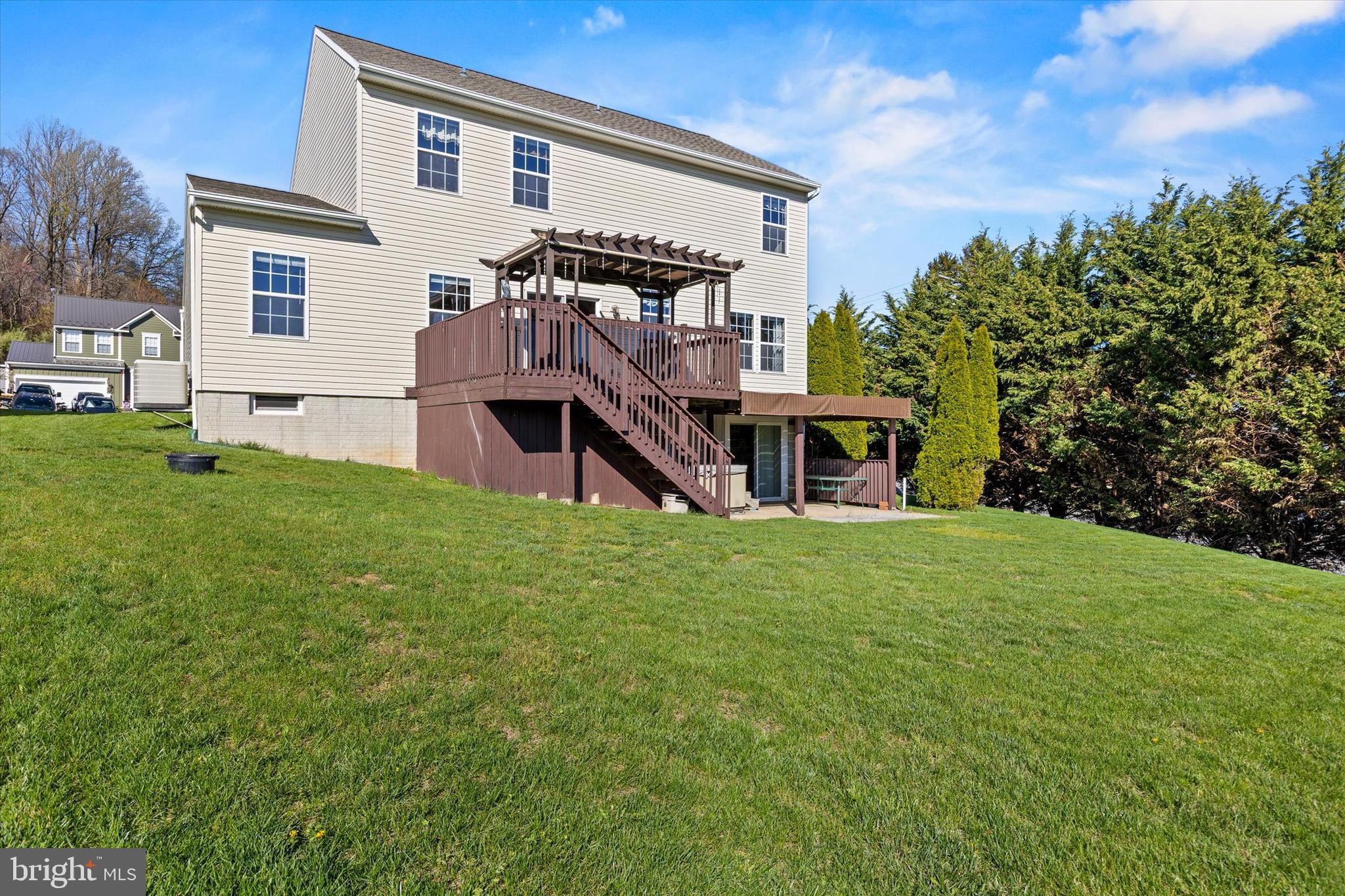 BRIARCLIFF - Residential