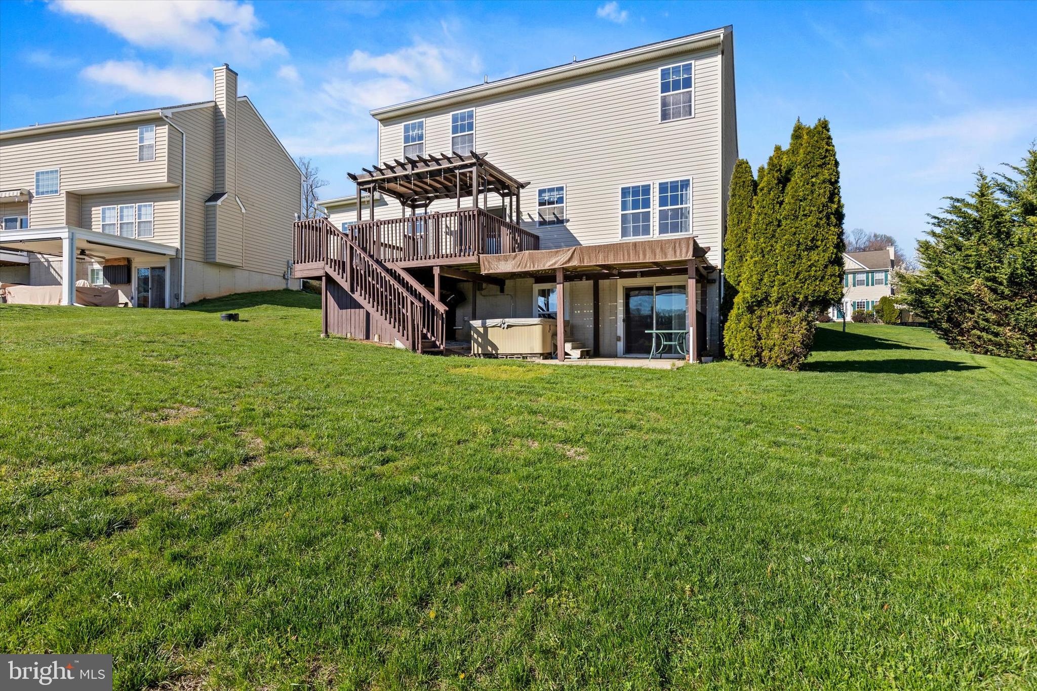 BRIARCLIFF - Residential