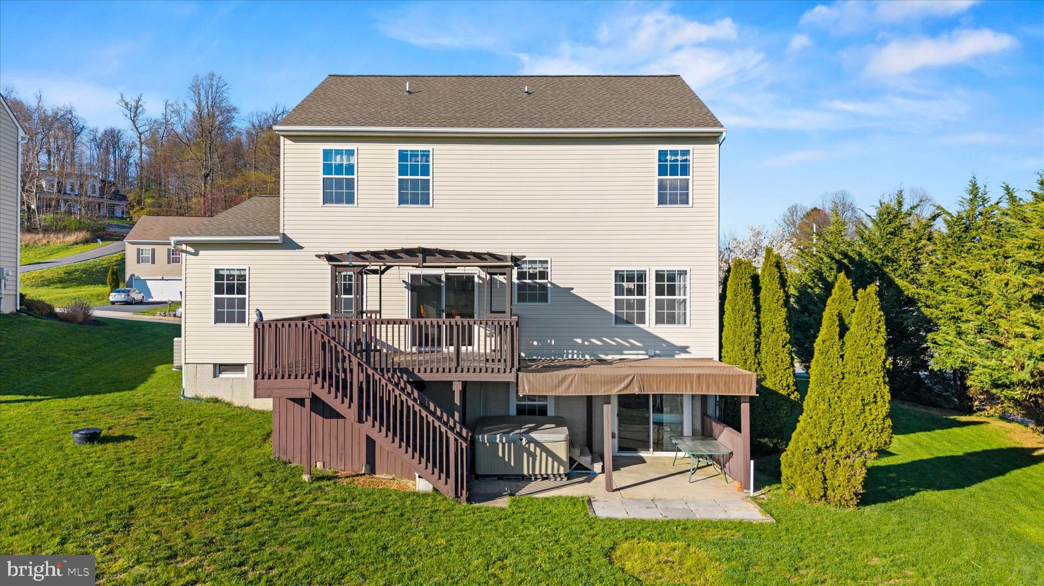 BRIARCLIFF - Residential