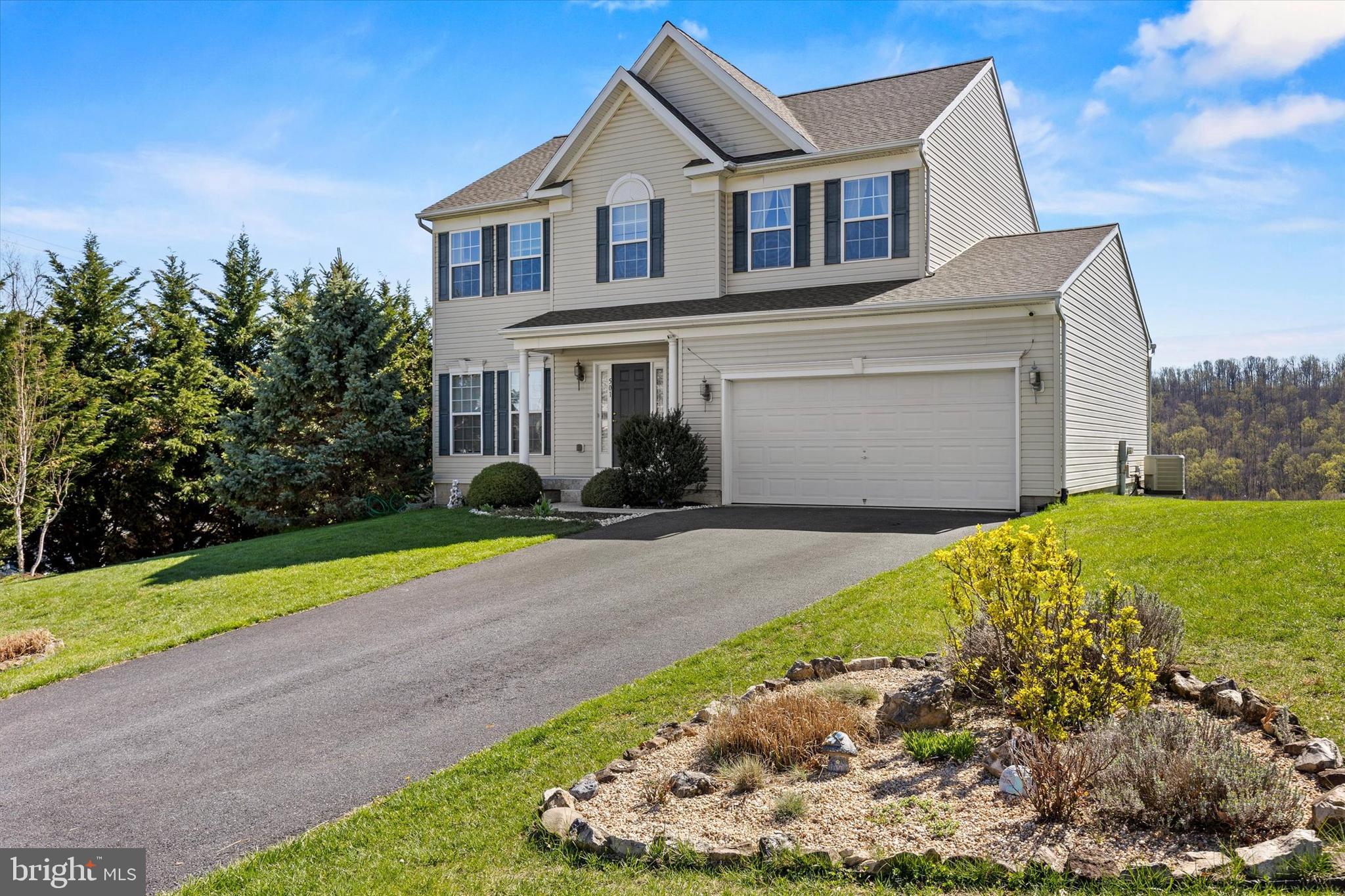 BRIARCLIFF - Residential