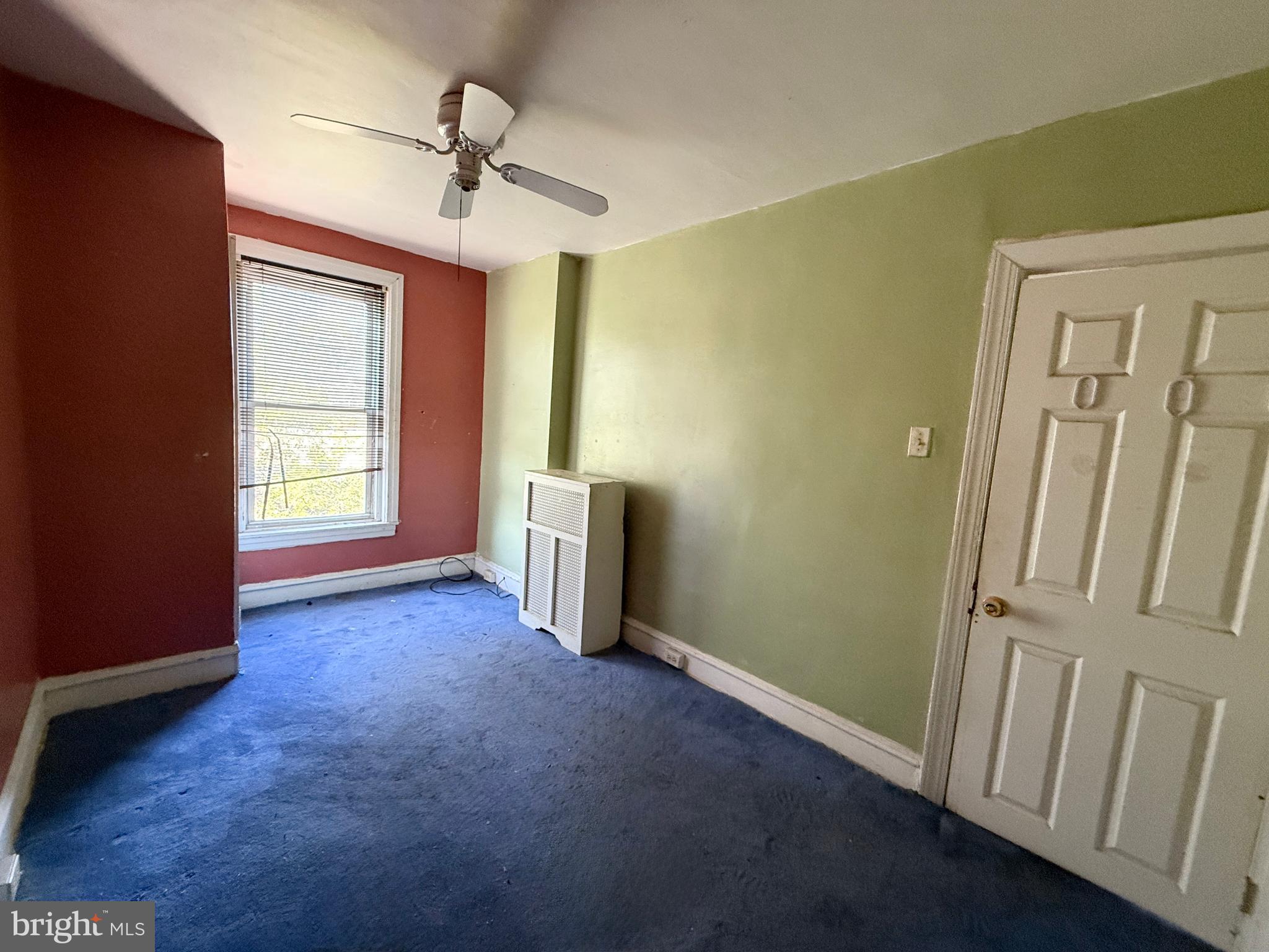 ELMWOOD PARK - Residential