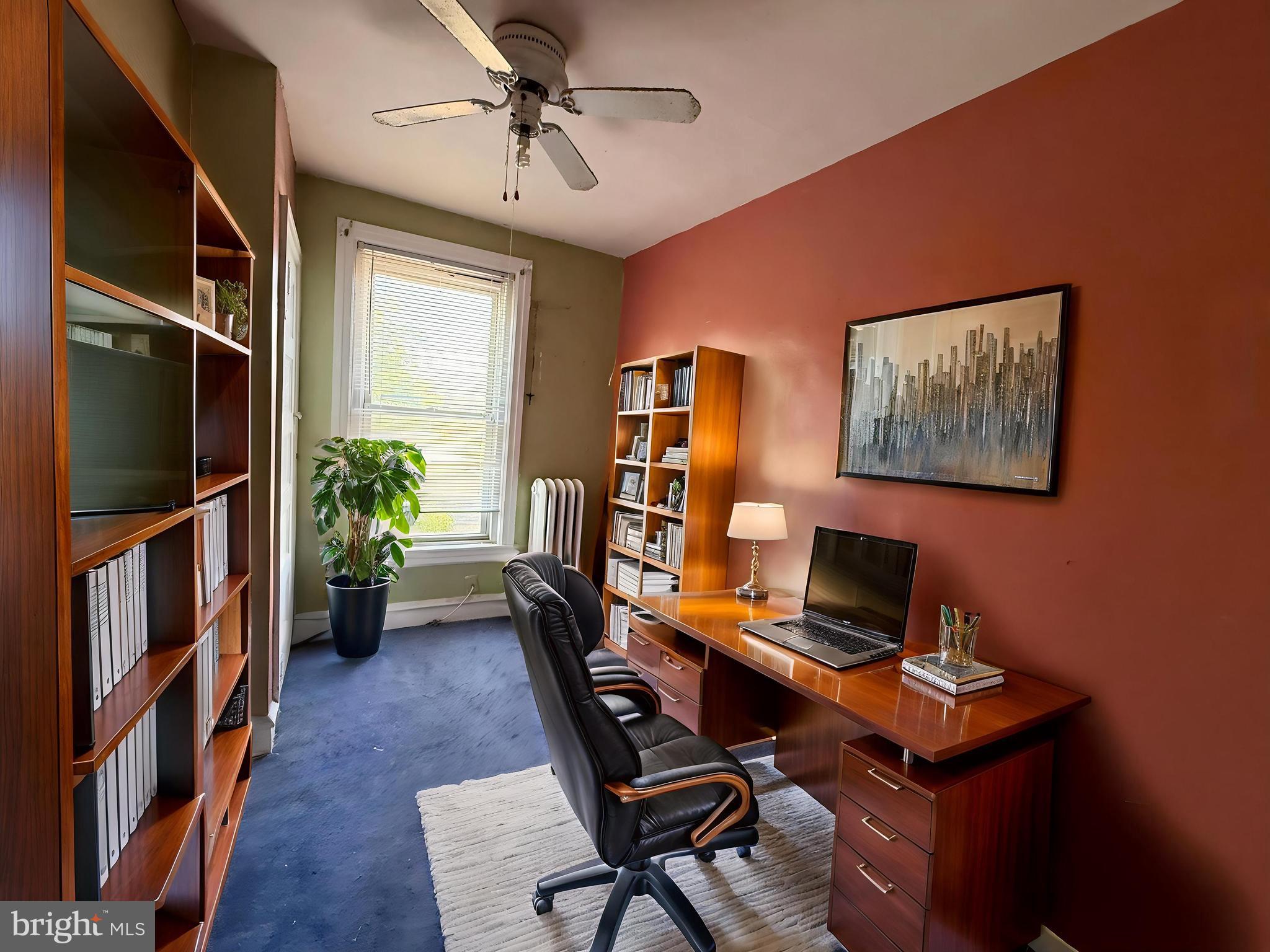 ELMWOOD PARK - Residential