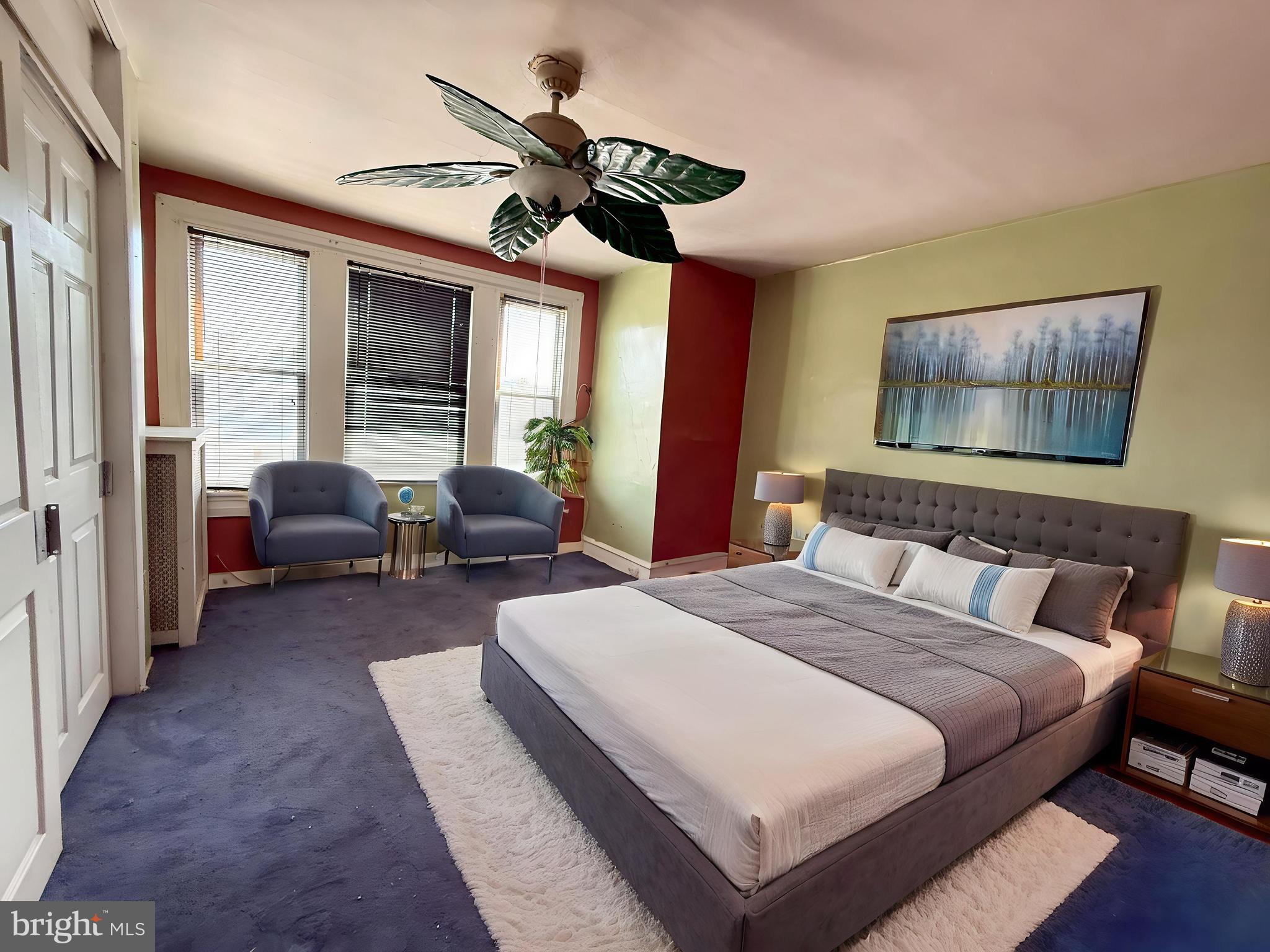 ELMWOOD PARK - Residential