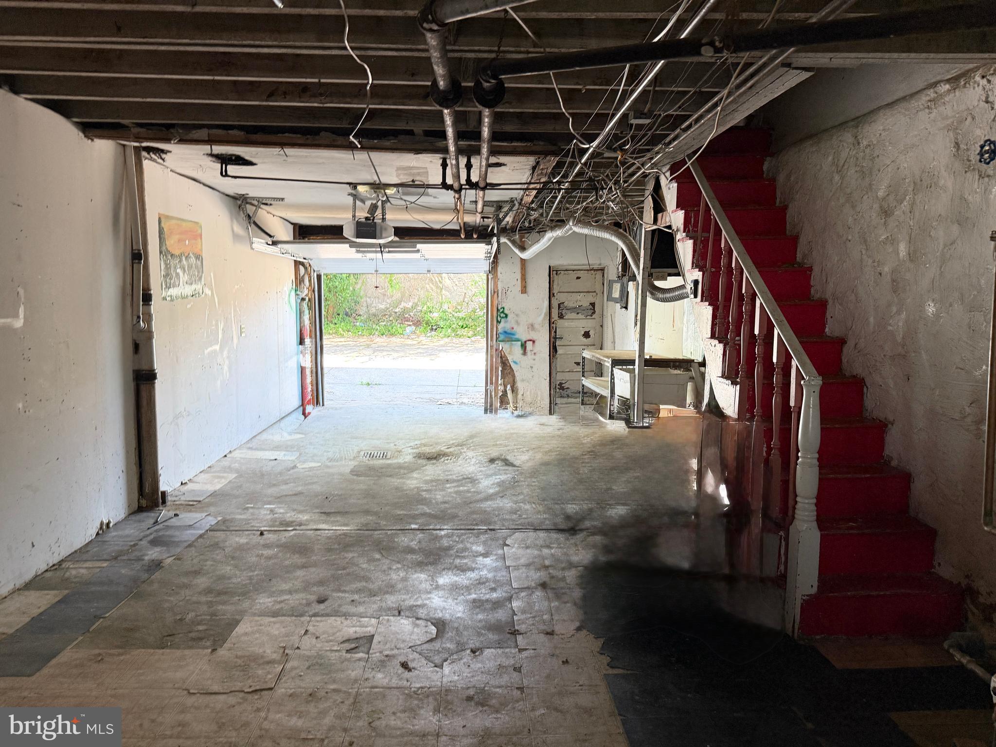 ELMWOOD PARK - Residential