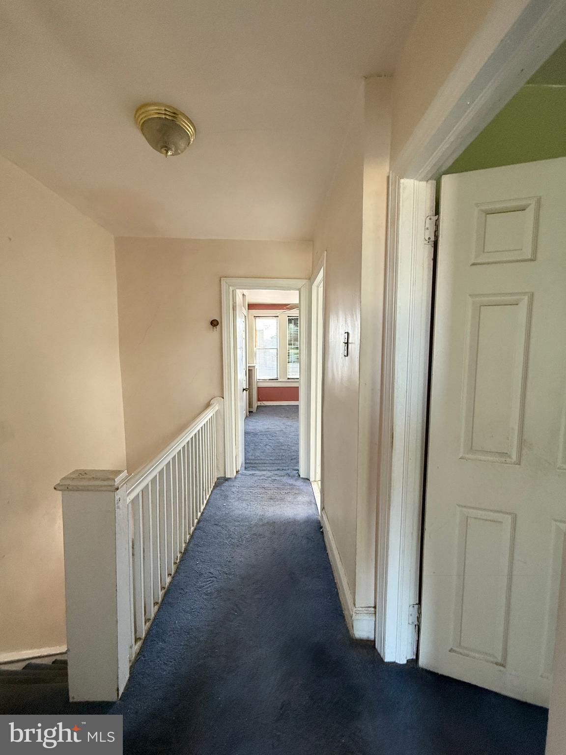 ELMWOOD PARK - Residential