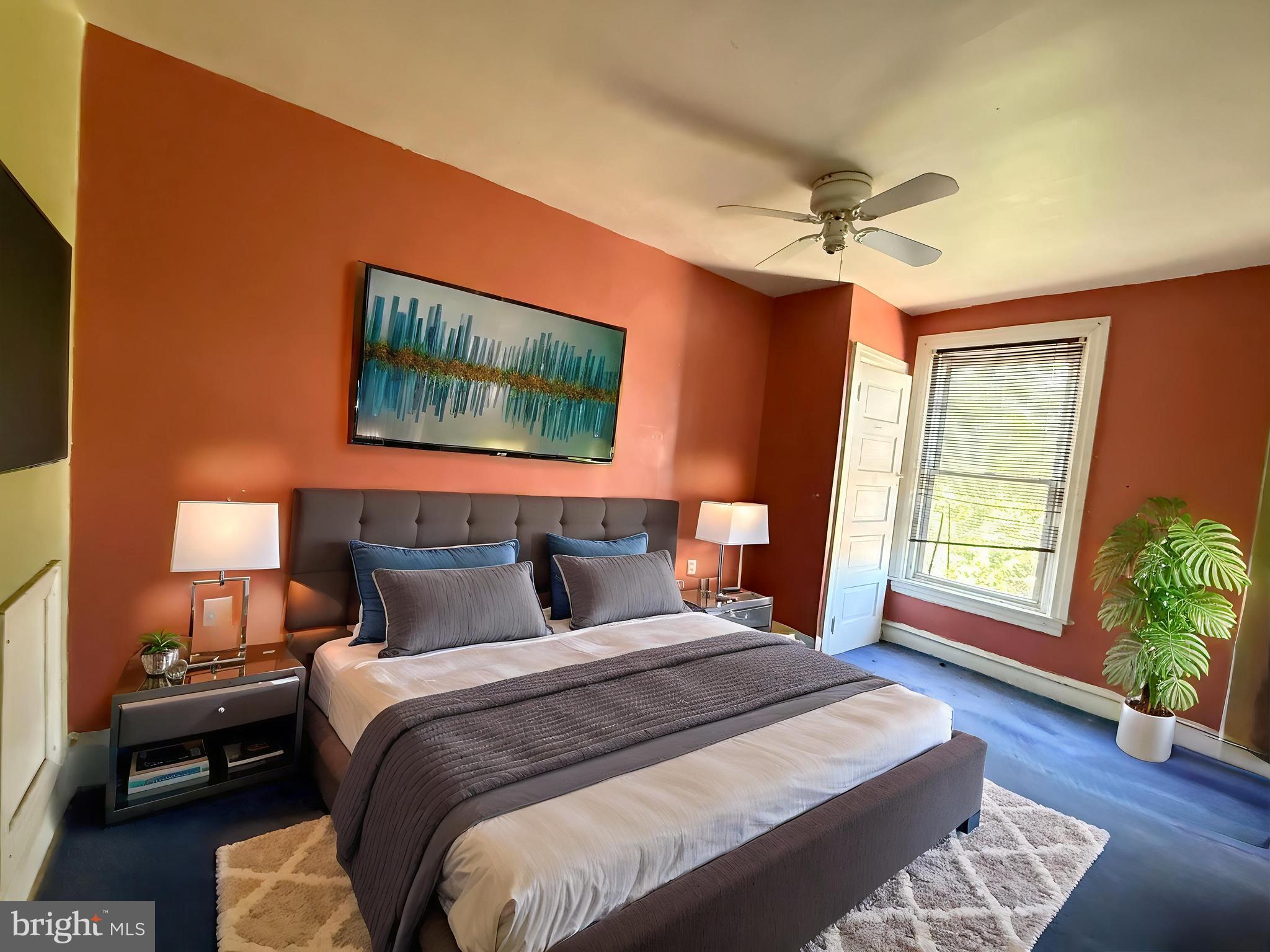 ELMWOOD PARK - Residential