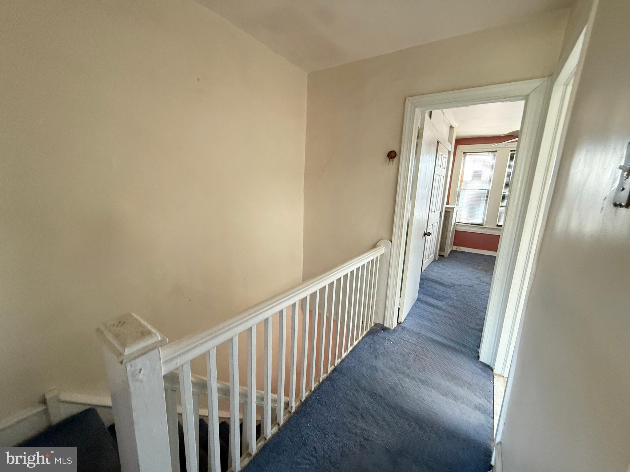 ELMWOOD PARK - Residential