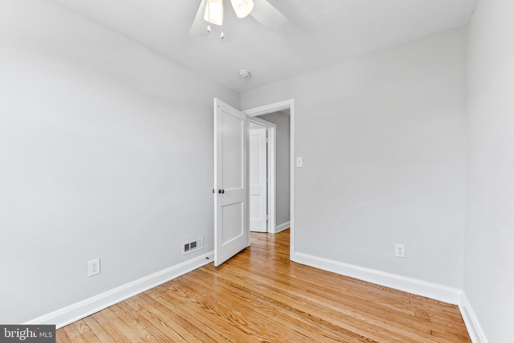 KNETTISHALL - Residential