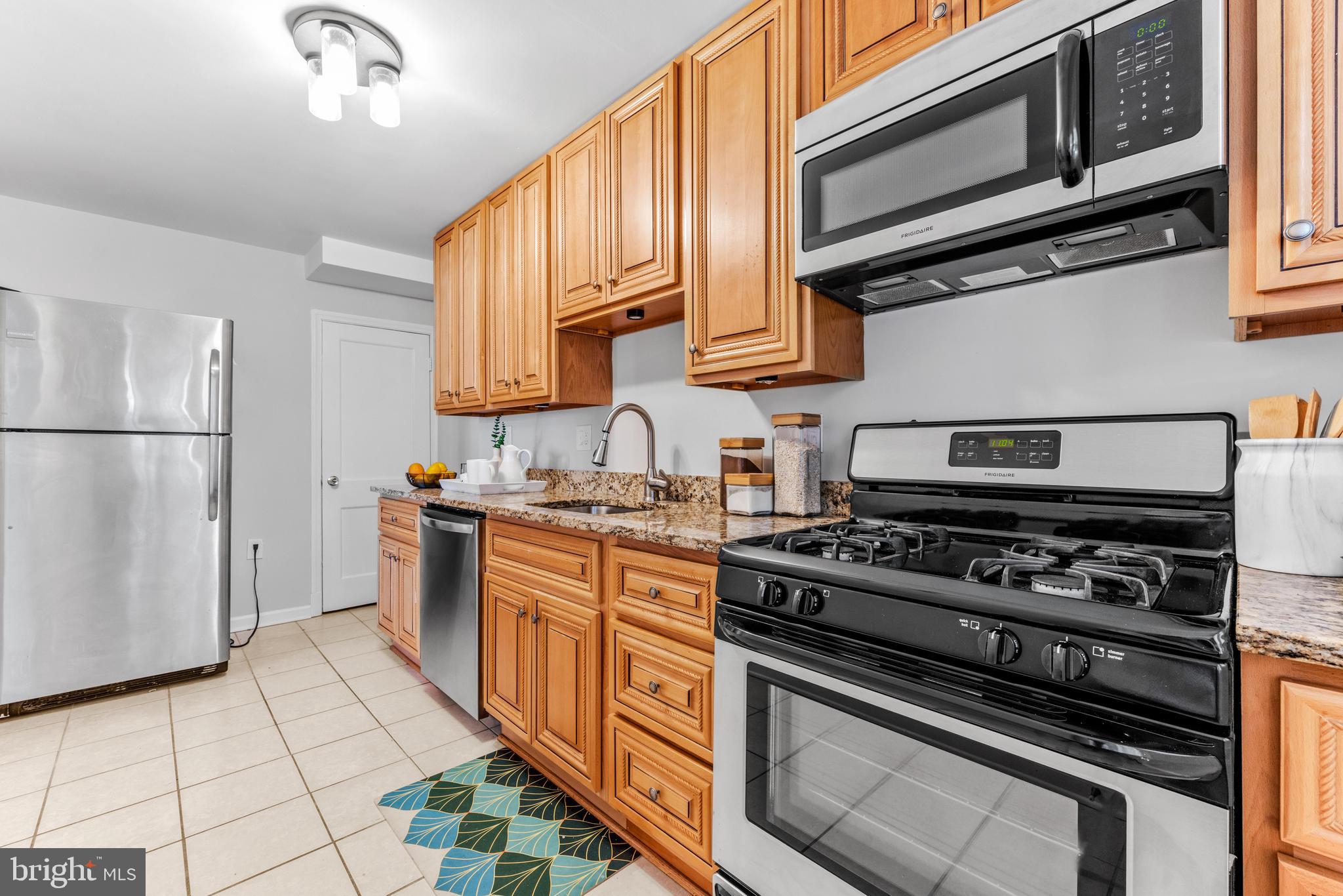 KNETTISHALL - Residential