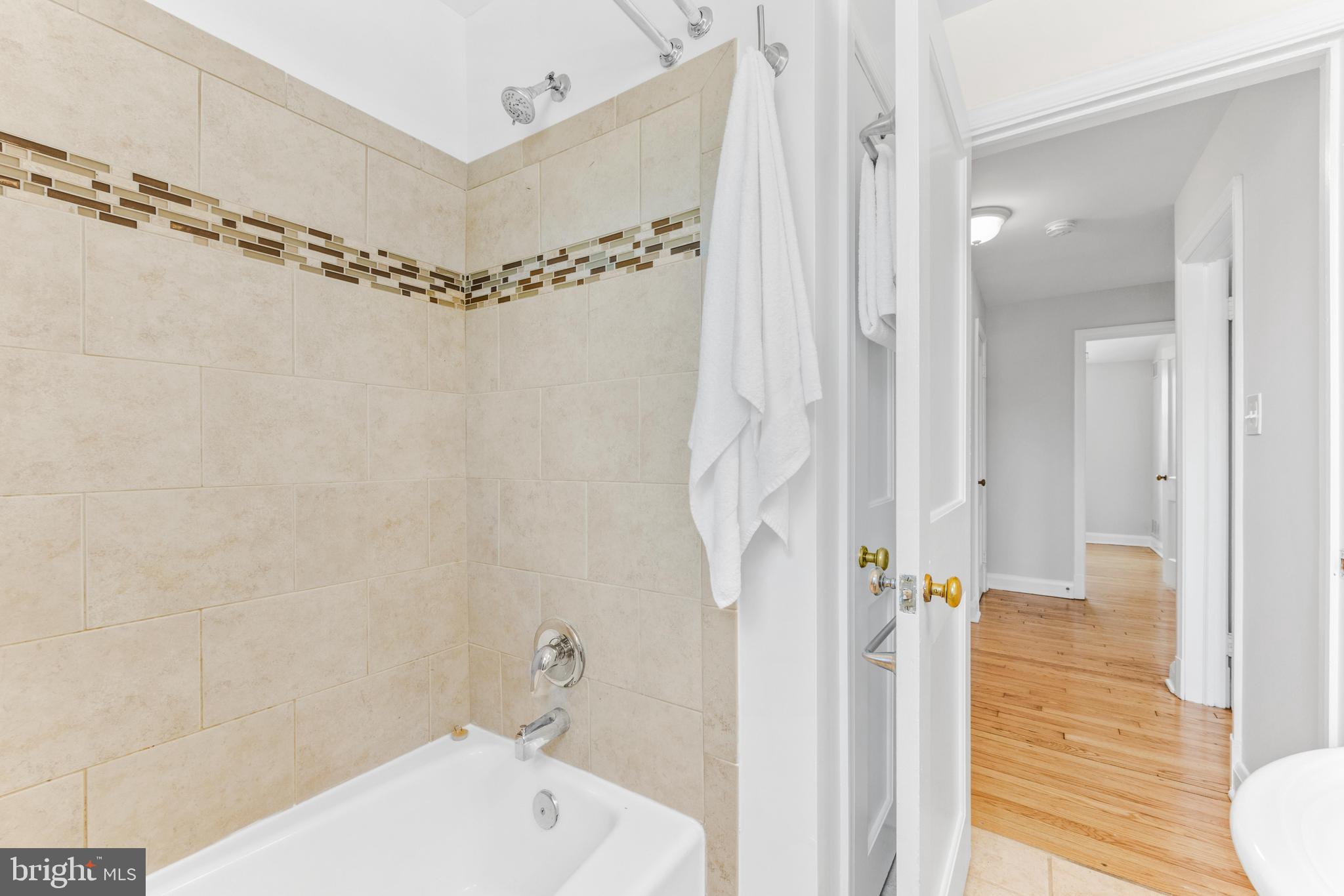 KNETTISHALL - Residential