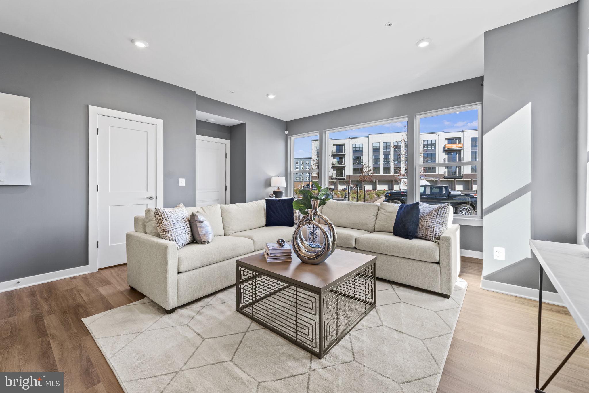 ASHBURN STATION - Residential