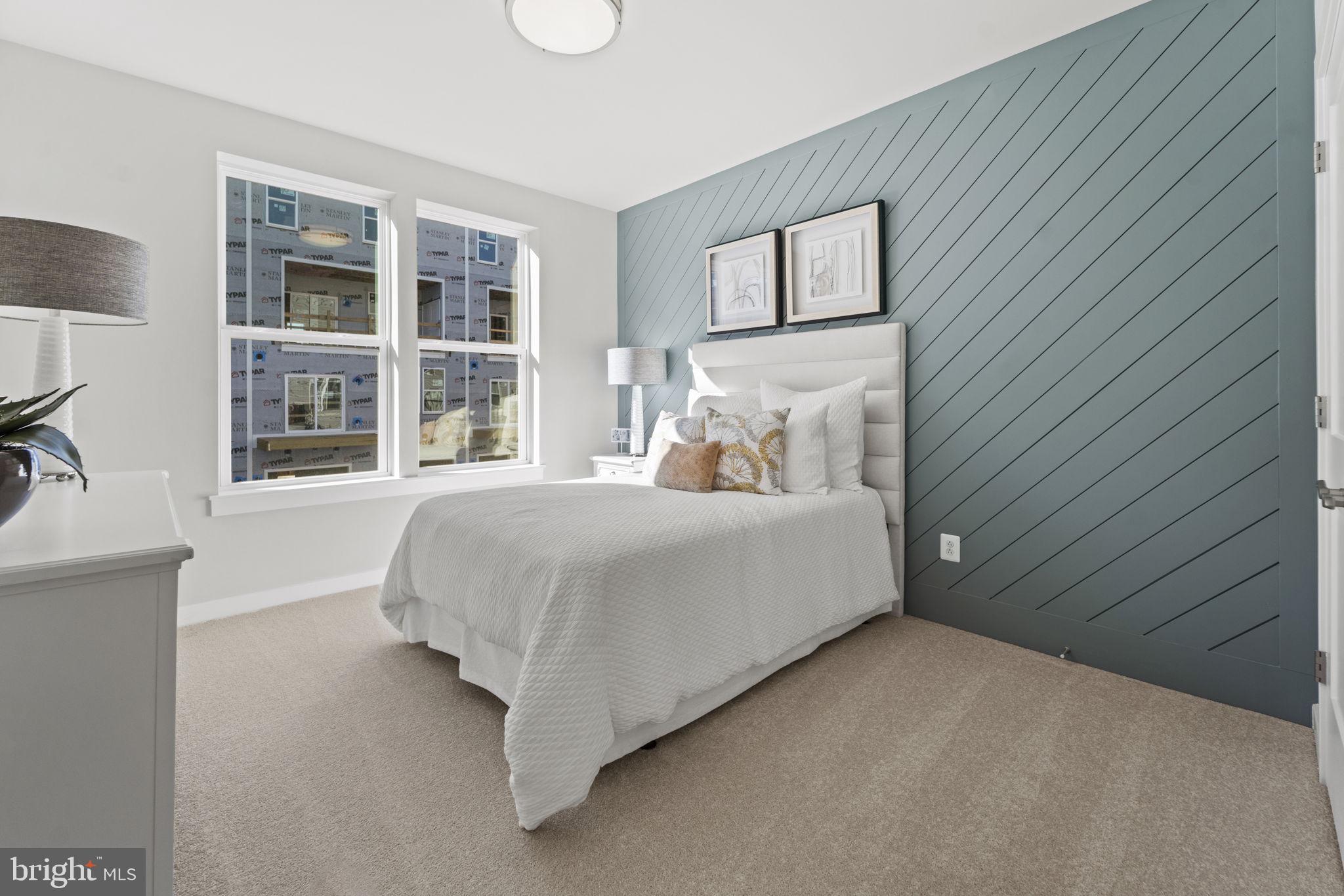 ASHBURN STATION - Residential