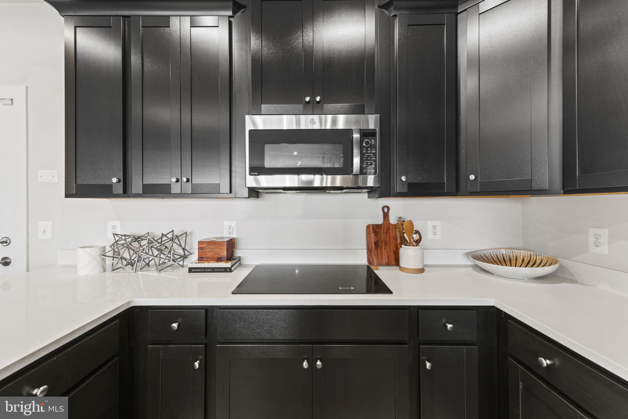 ASHBURN STATION - Residential