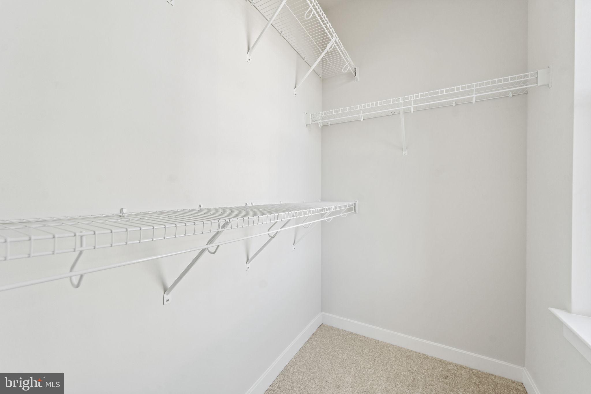 ASHBURN STATION - Residential