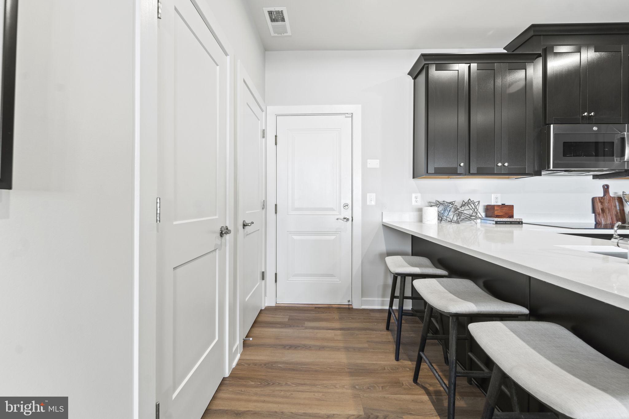 ASHBURN STATION - Residential