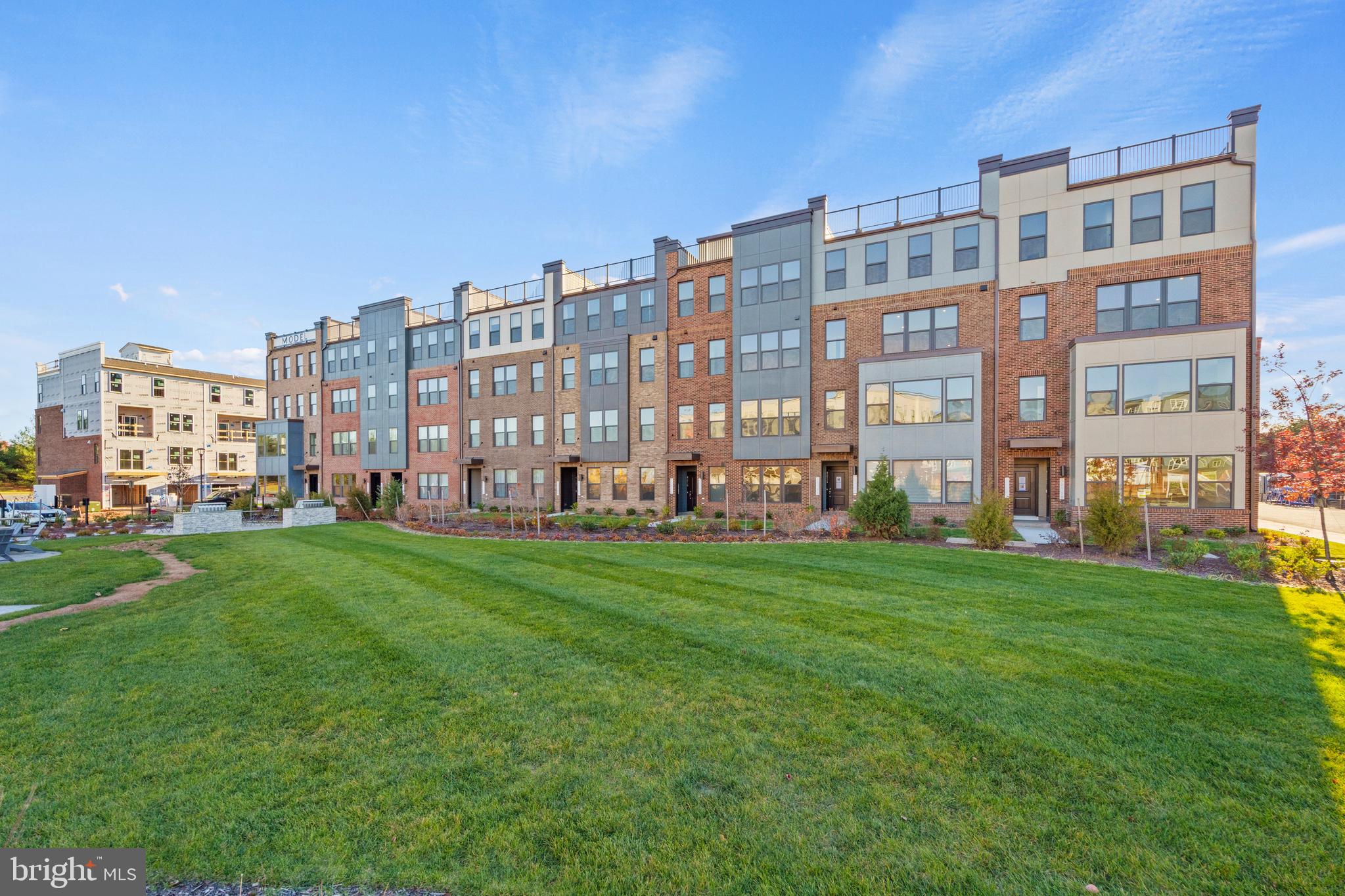 ASHBURN STATION - Residential