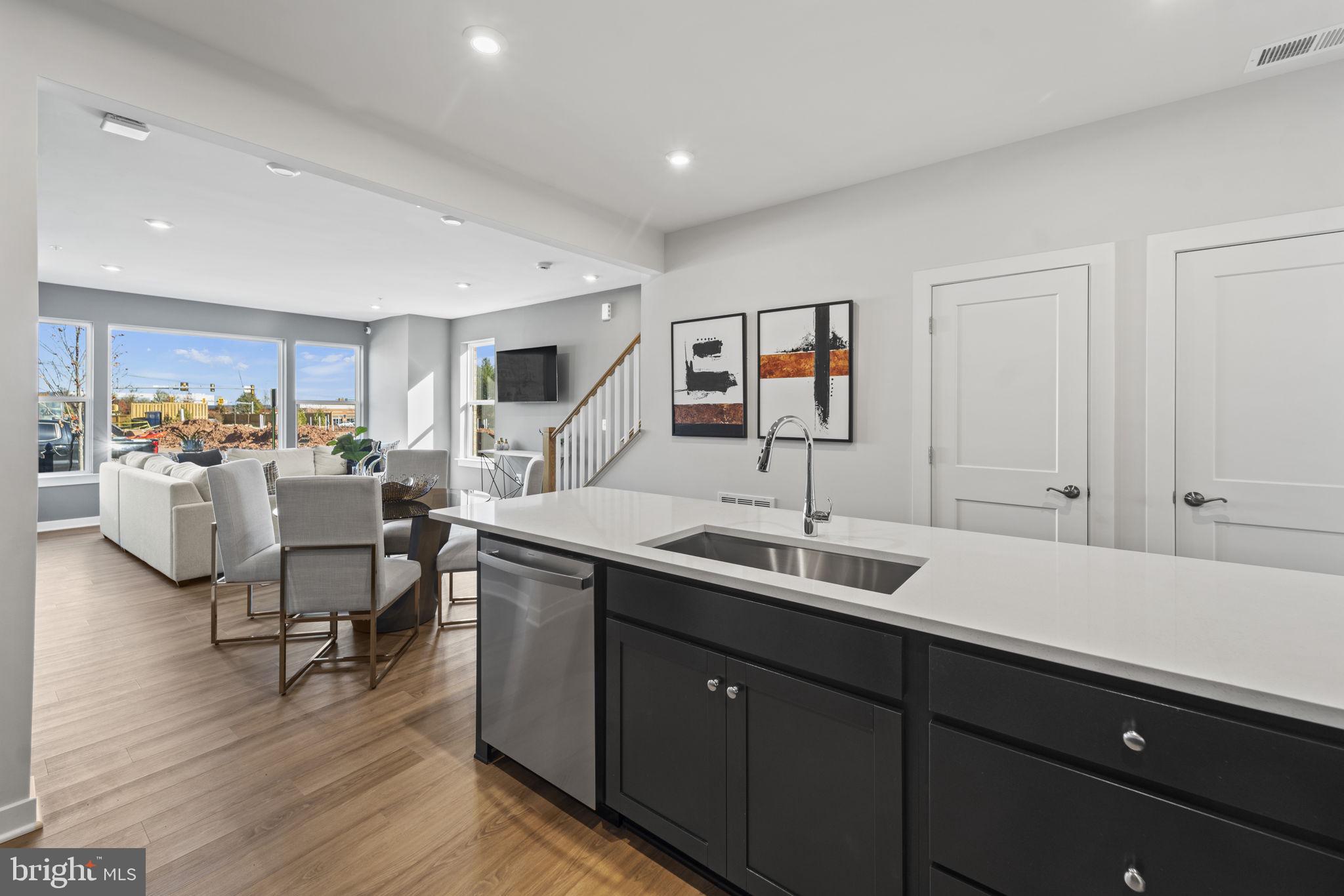 ASHBURN STATION - Residential