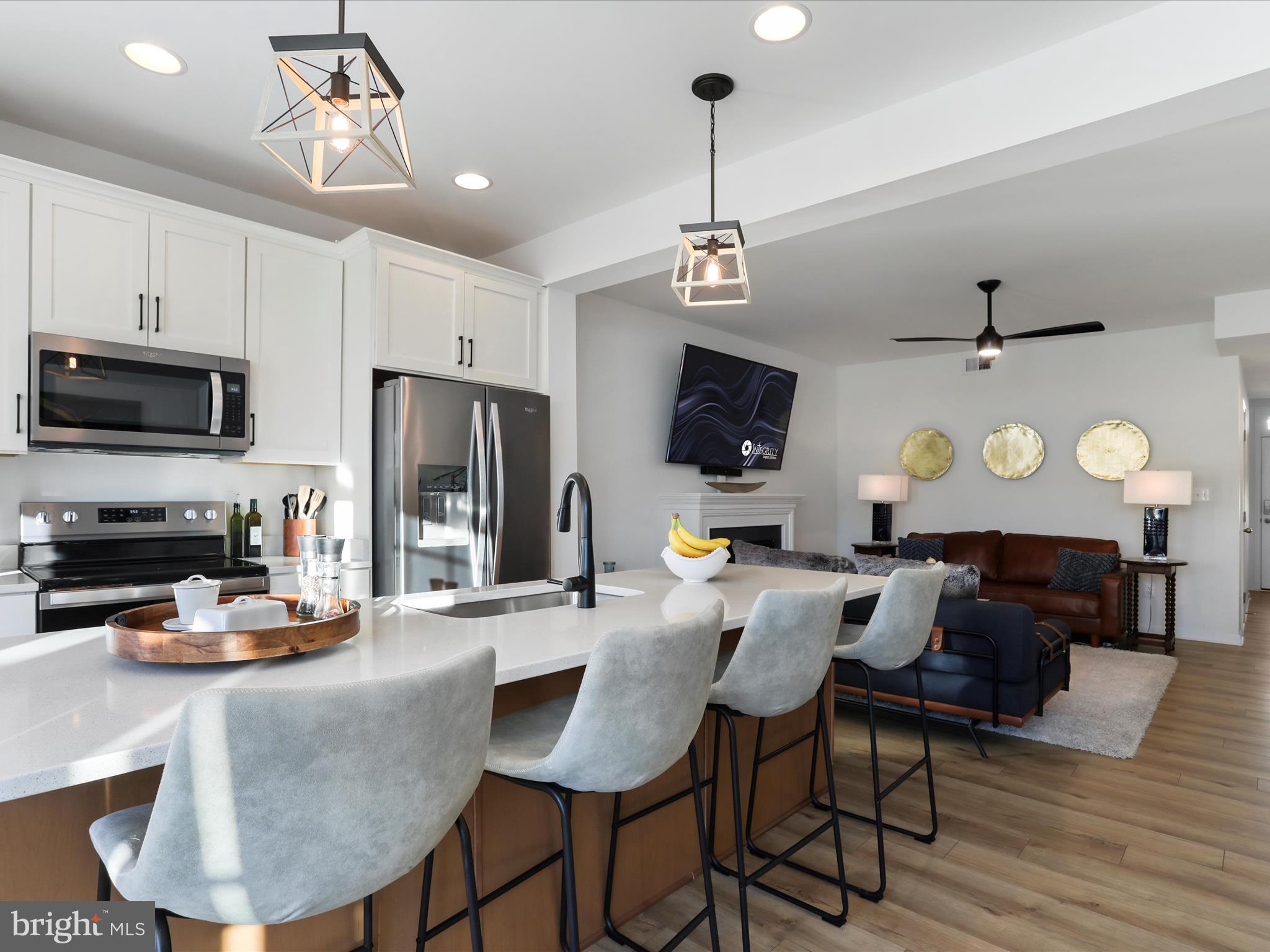 MCCAULEY CROSSING - Residential