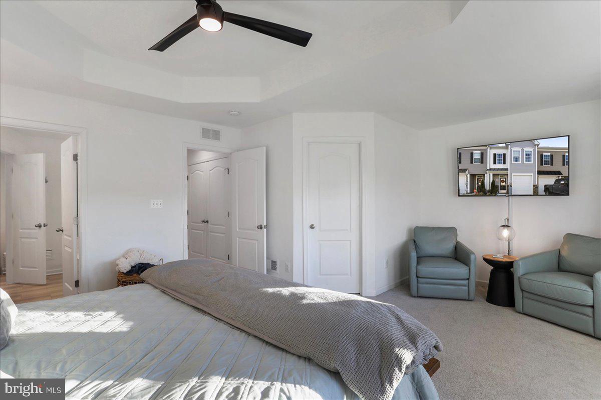 MCCAULEY CROSSING - Residential