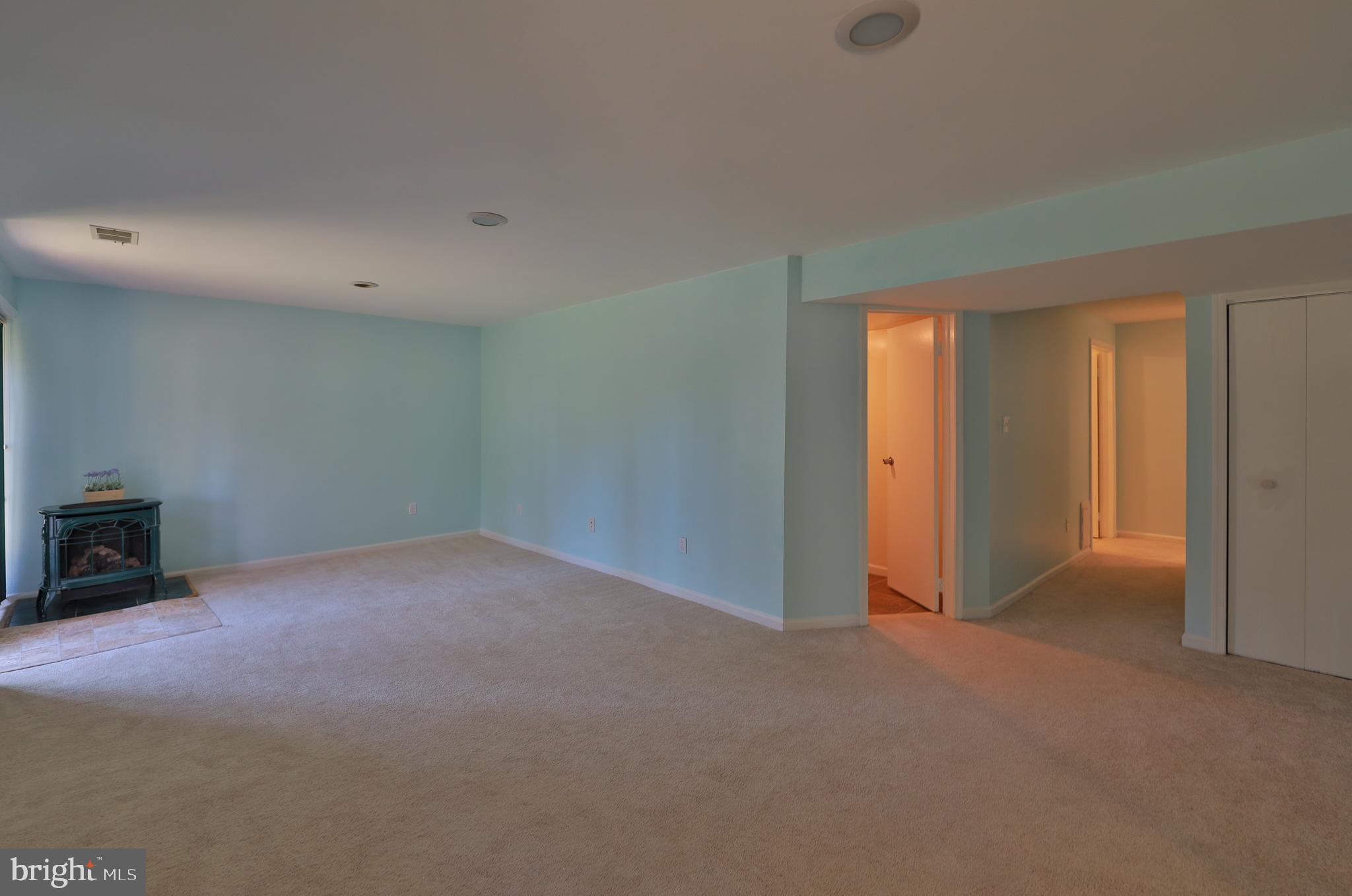 SEQUOIA FARMS - Residential