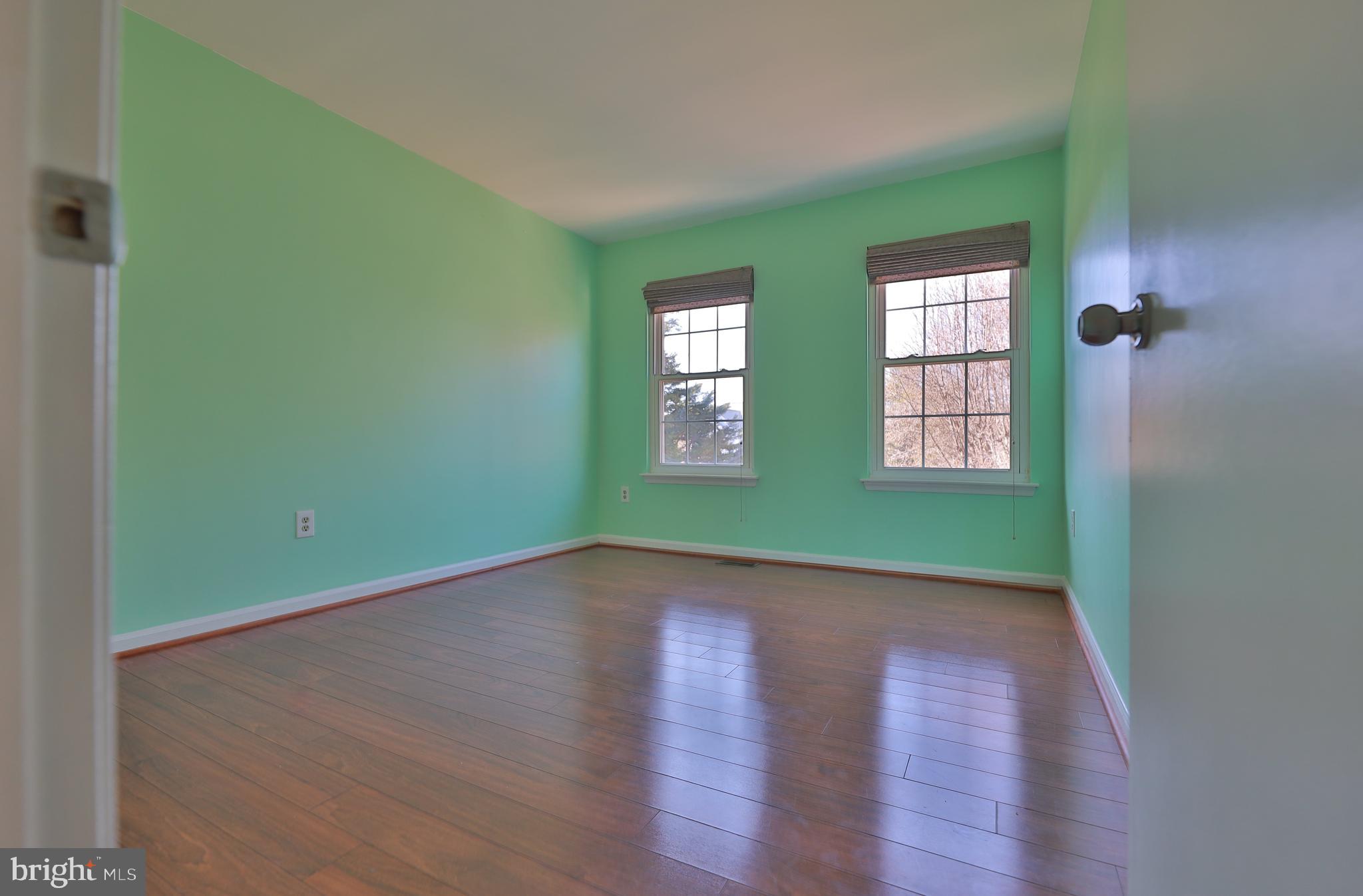 SEQUOIA FARMS - Residential