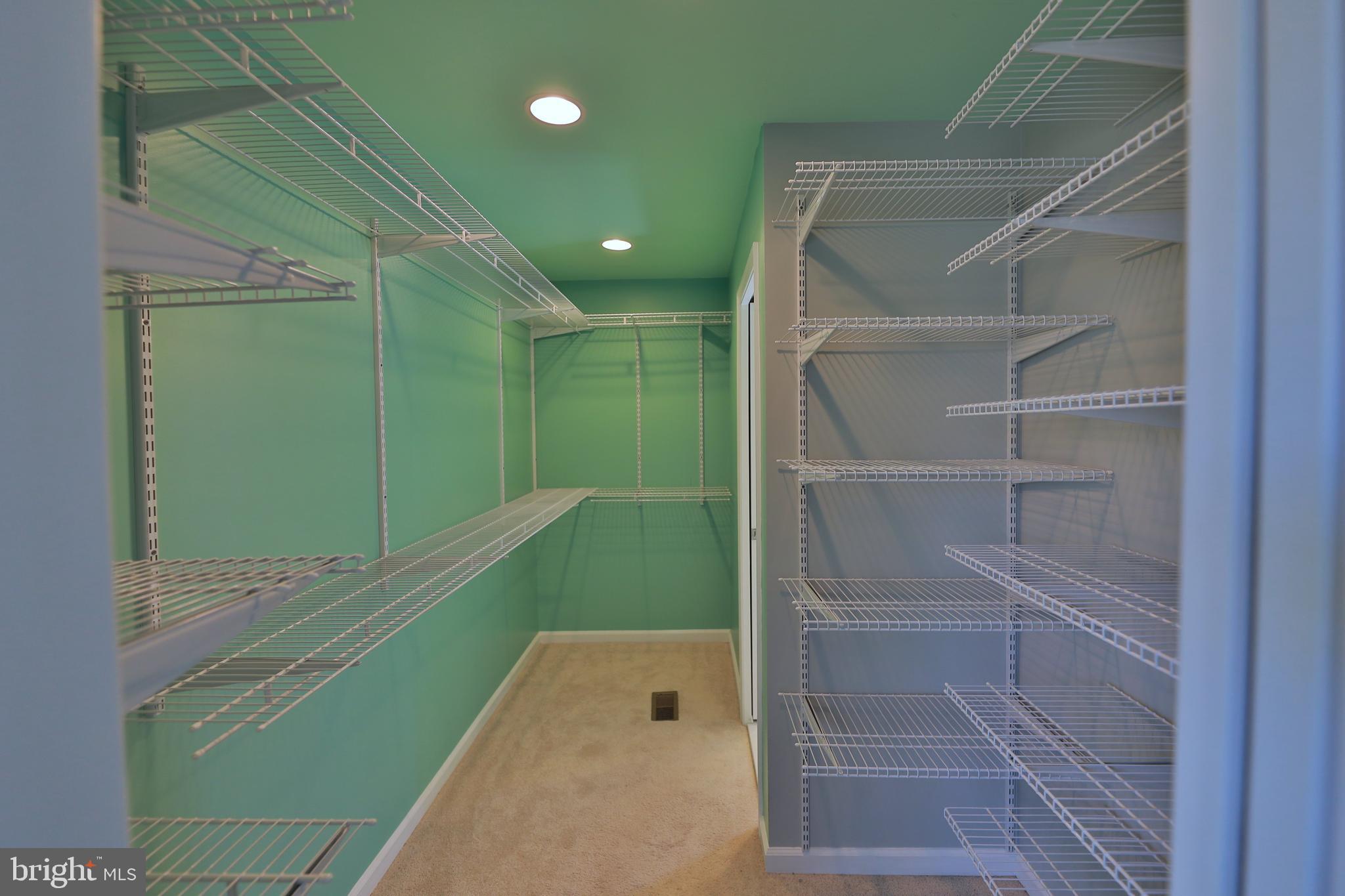 SEQUOIA FARMS - Residential