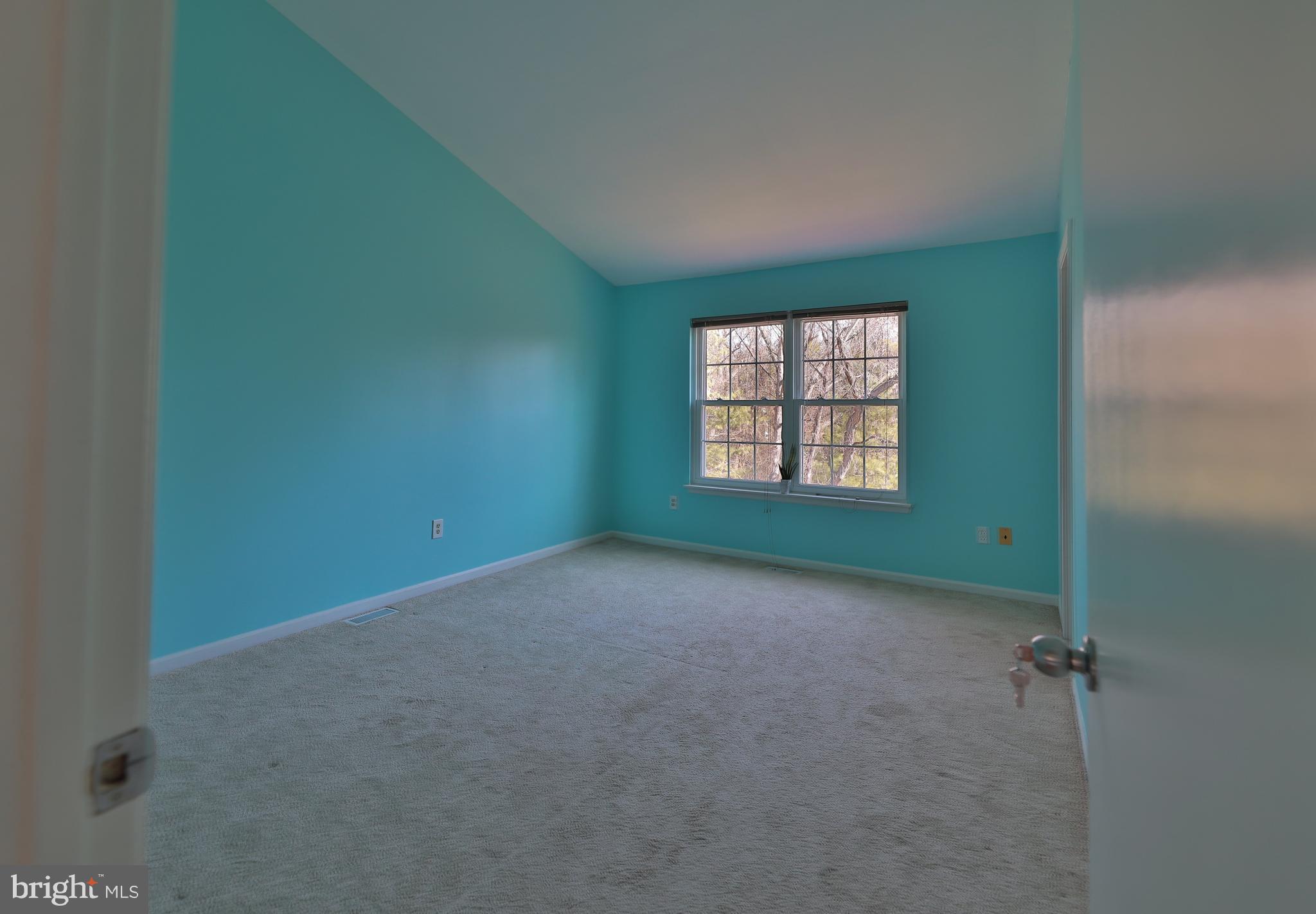 SEQUOIA FARMS - Residential