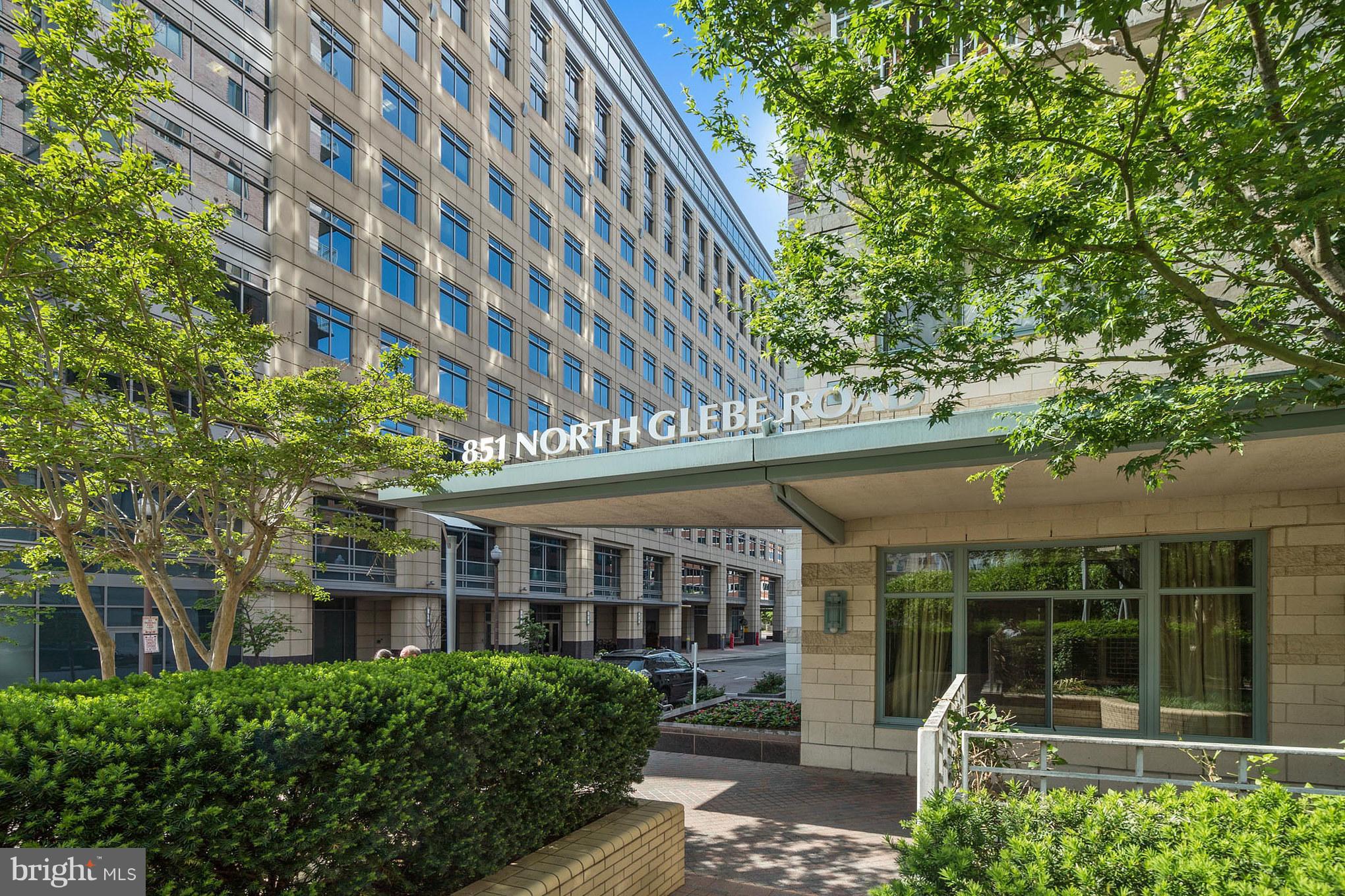 851 N GLEBE ROAD 211