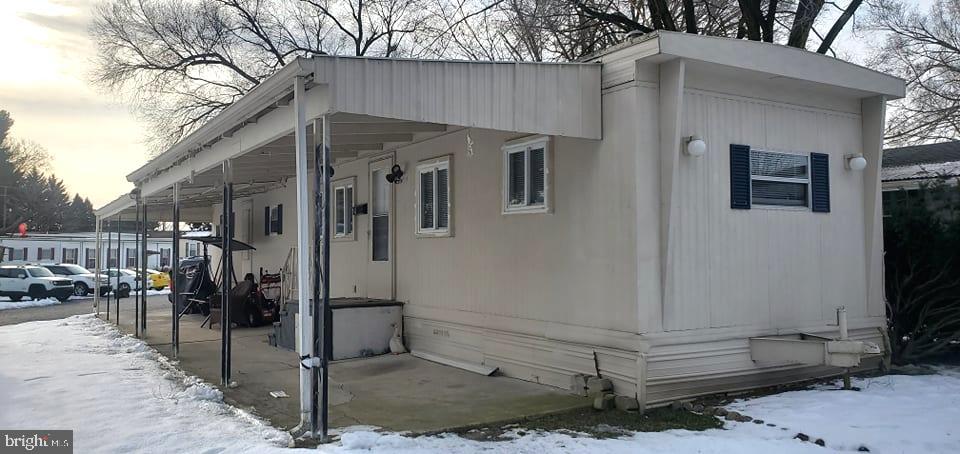 LINCOLN VILLAGE MH PARK - Residential