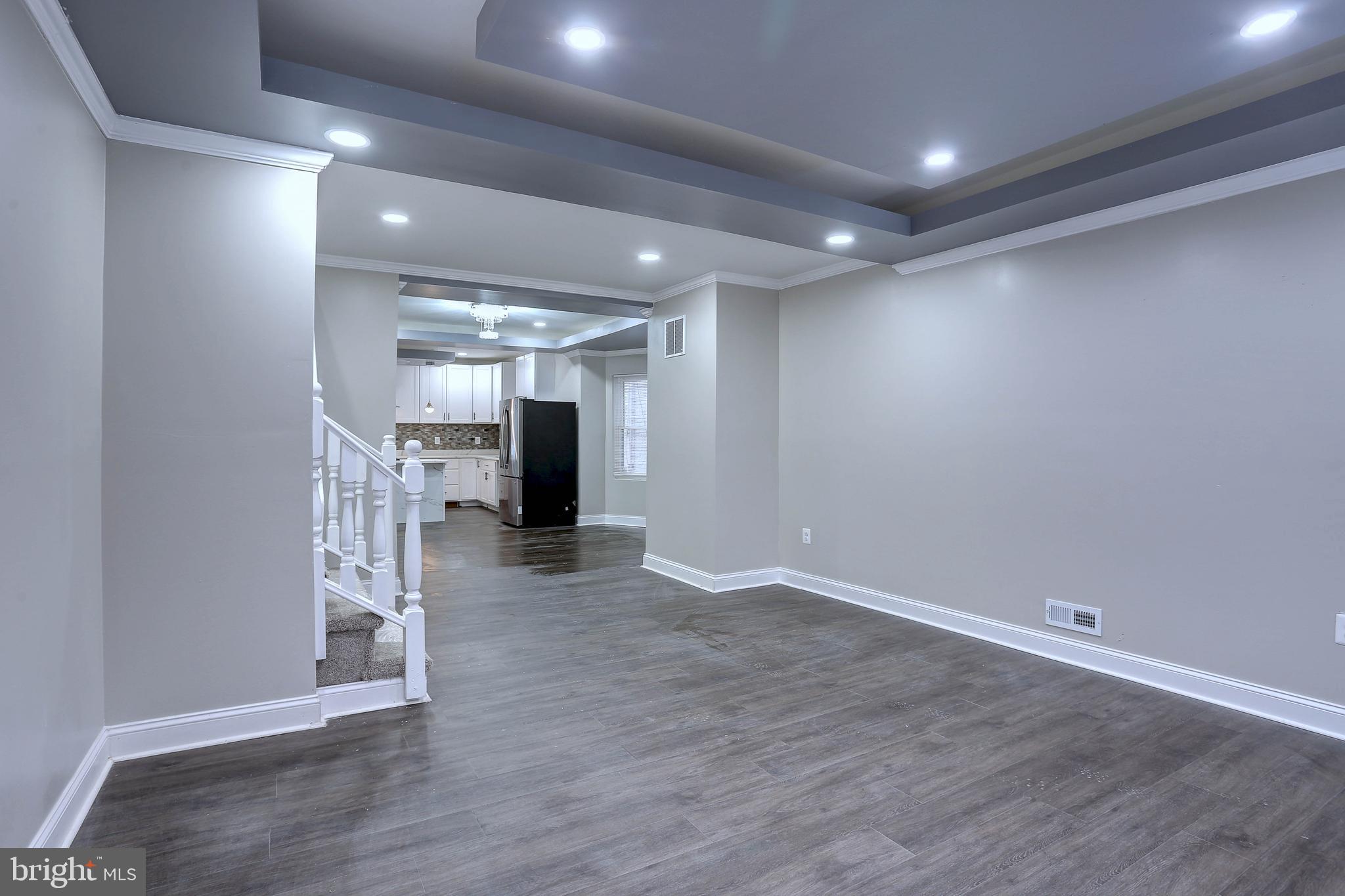 WINSTON GOVANS - Residential