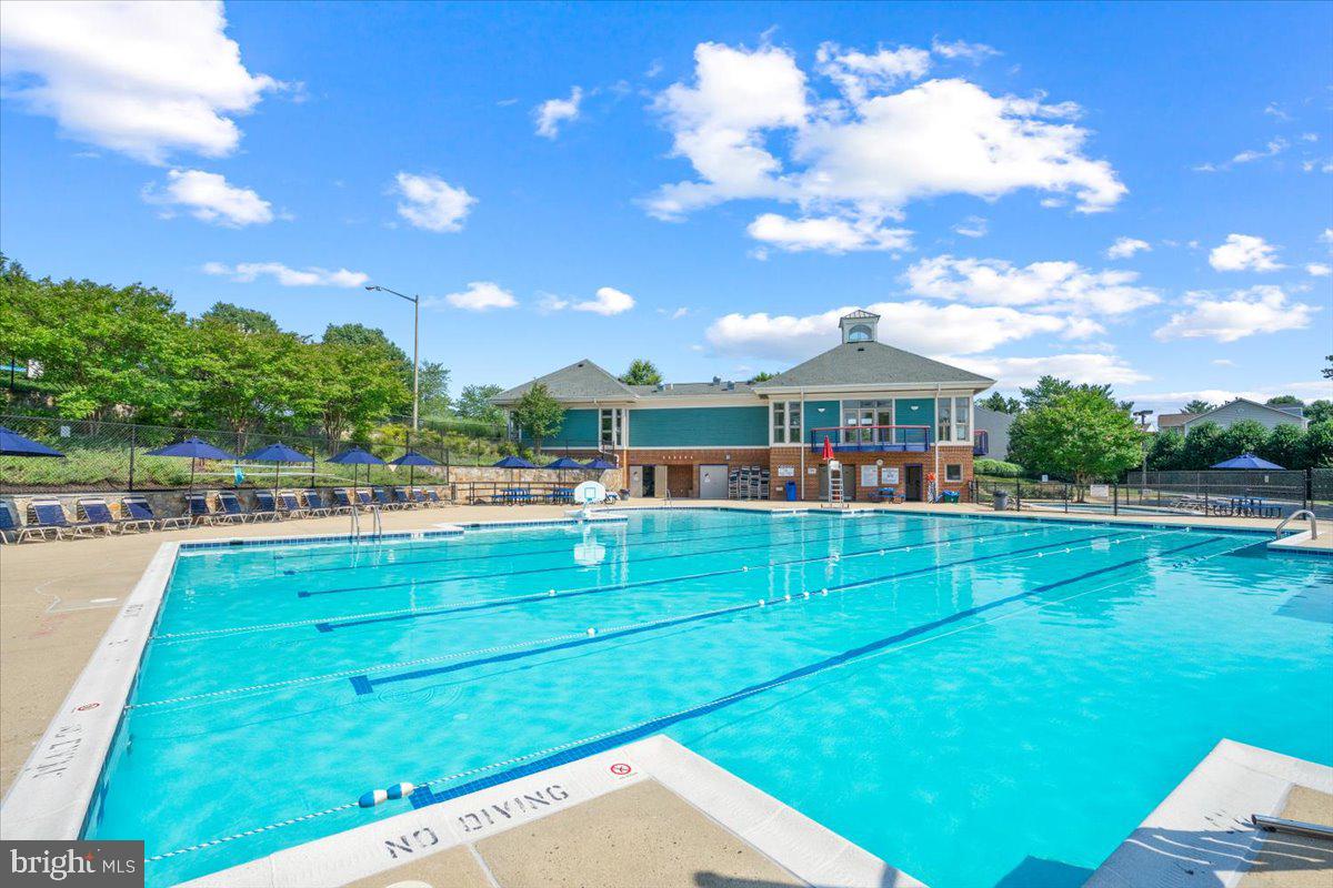 COMPTON VILLAGE - Residential