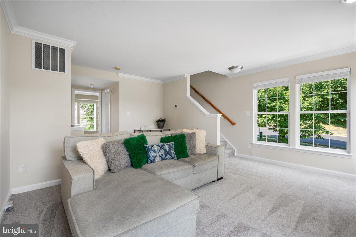 COMPTON VILLAGE - Residential