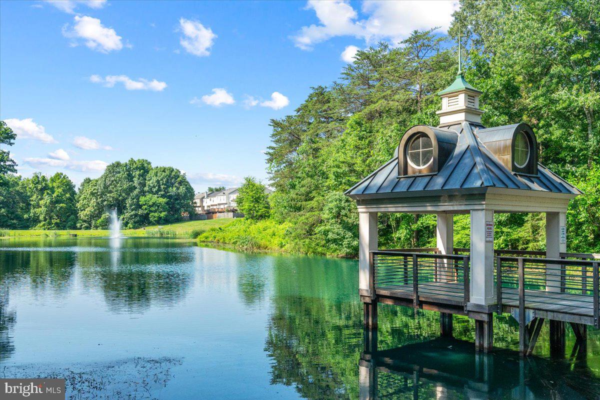 COMPTON VILLAGE - Residential