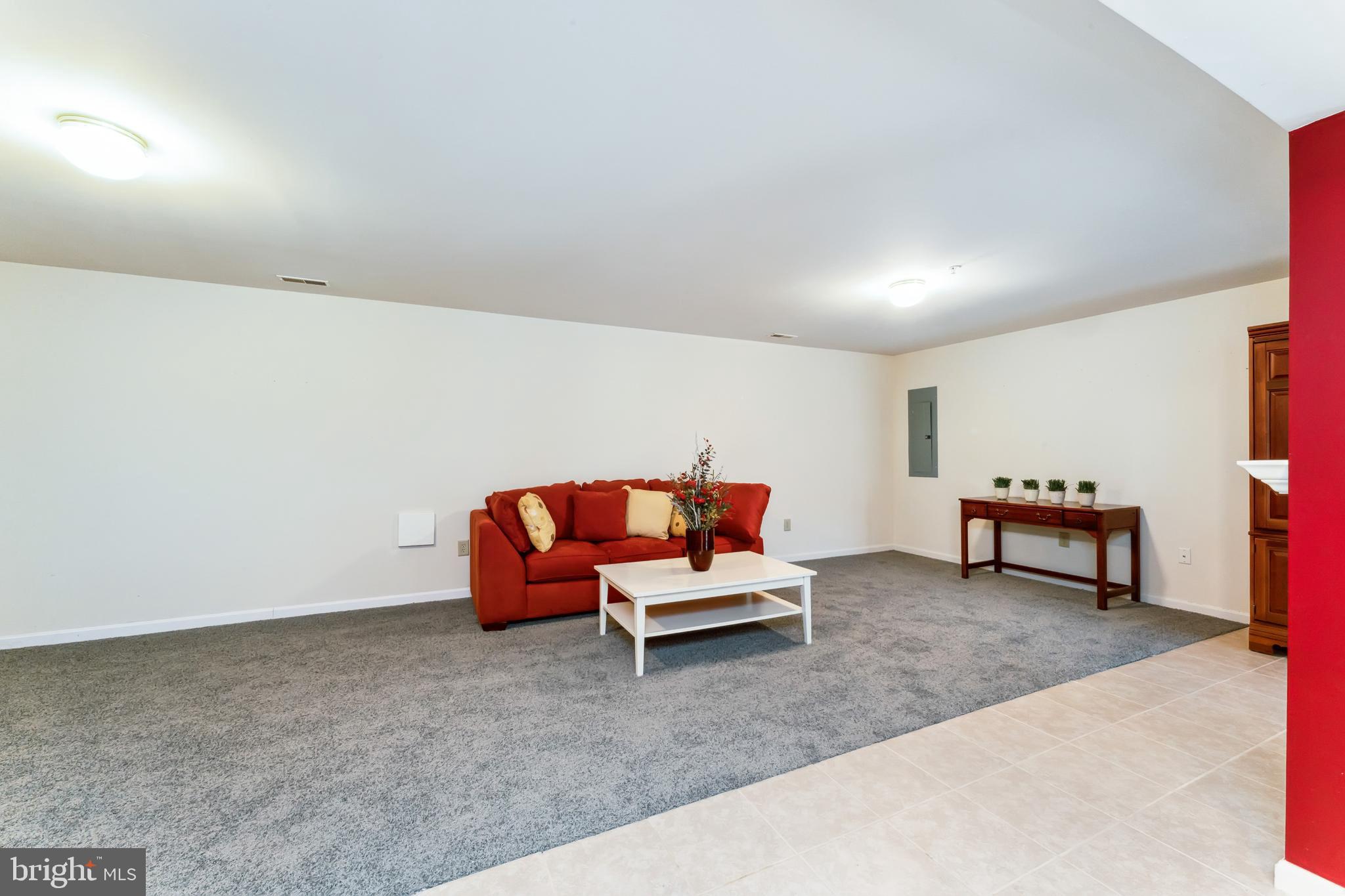 DRESDEN GREEN - Residential